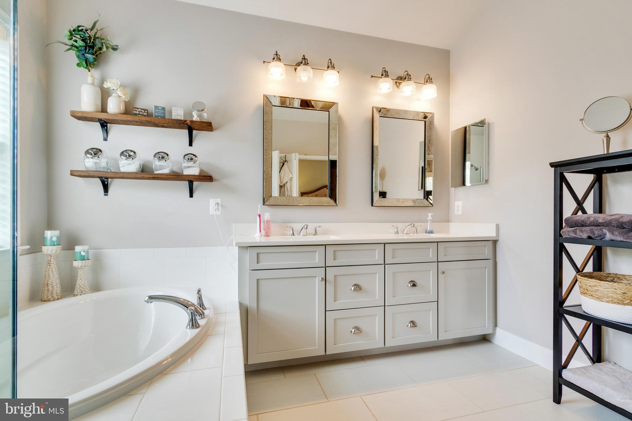 DOMINION VALLEY - Residential