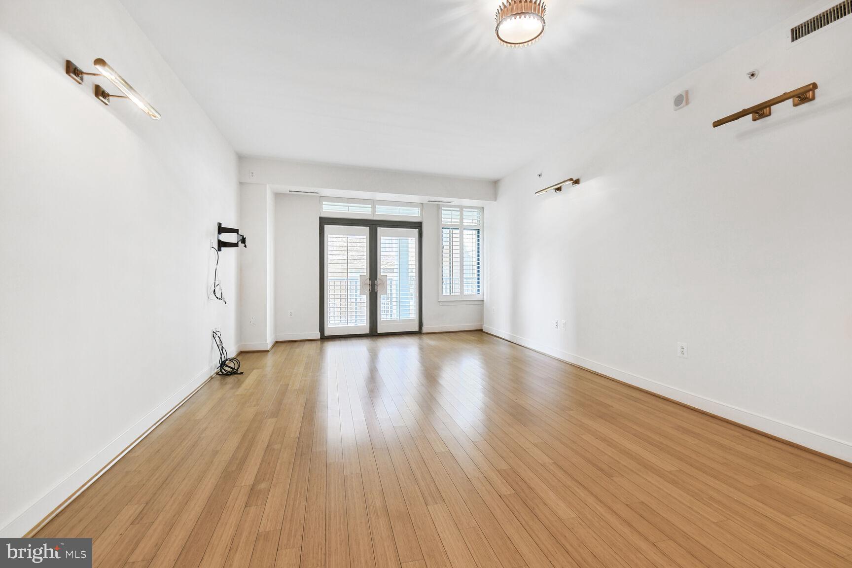 WEST END - Residential Lease