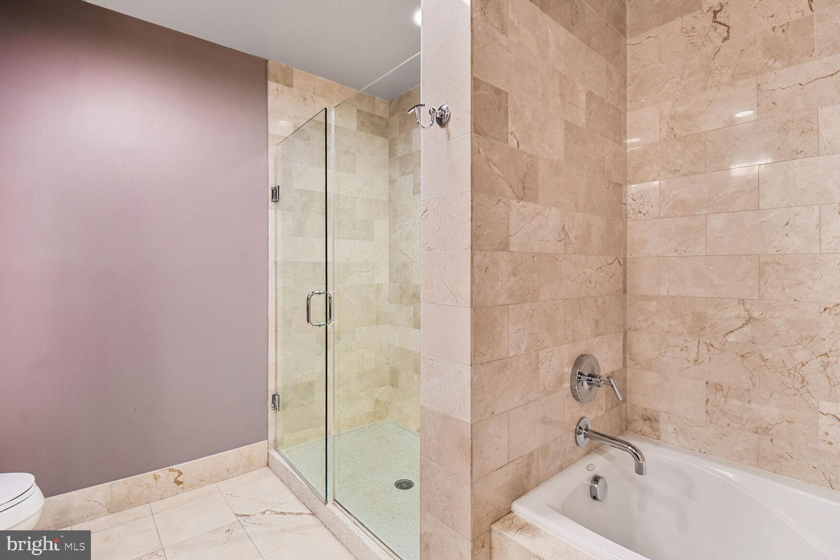 WEST END - Residential Lease