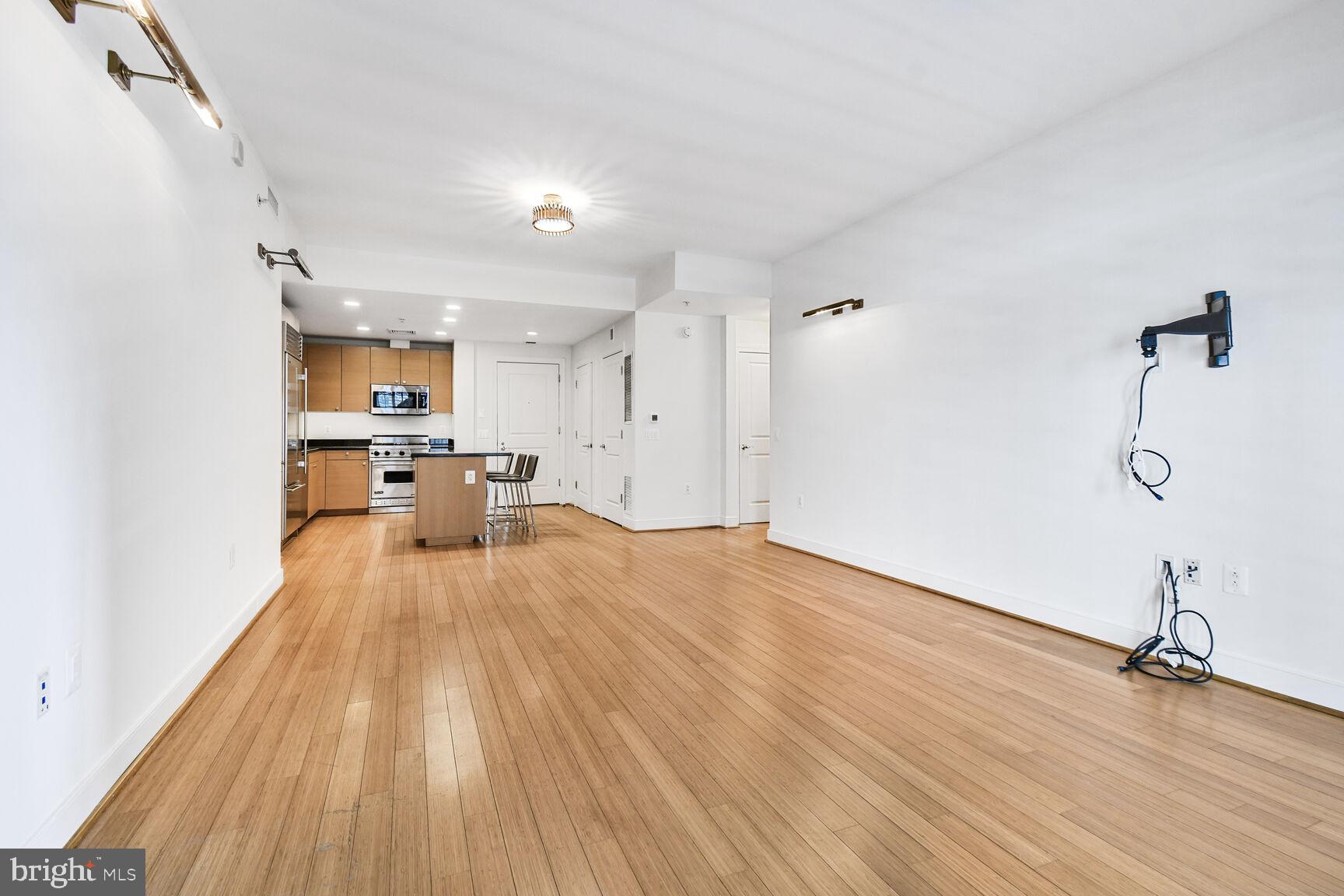 WEST END - Residential Lease