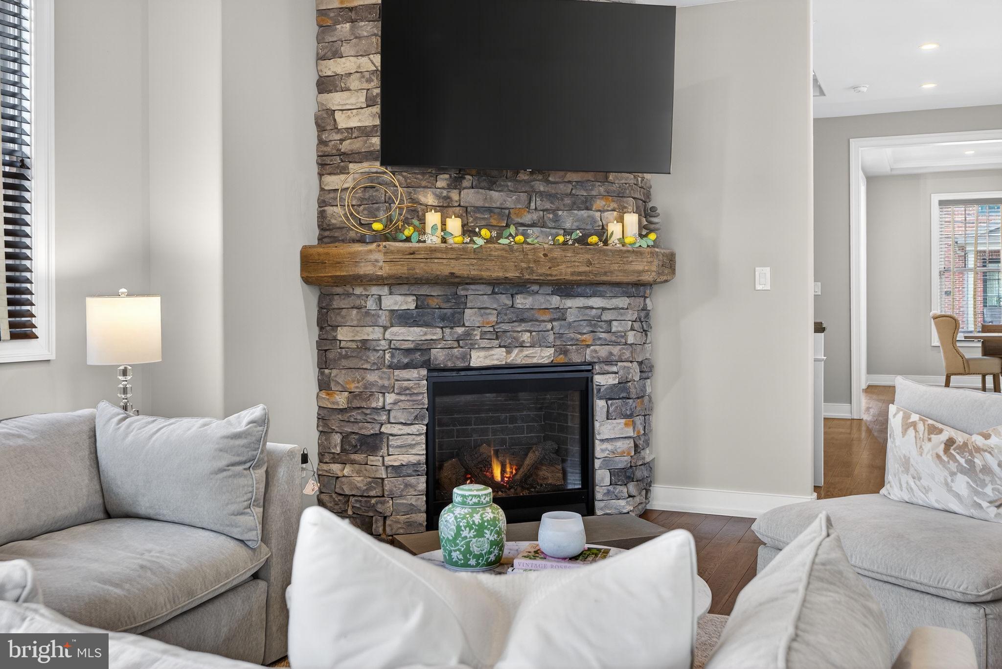 DOYLESTOWN BORO - Residential