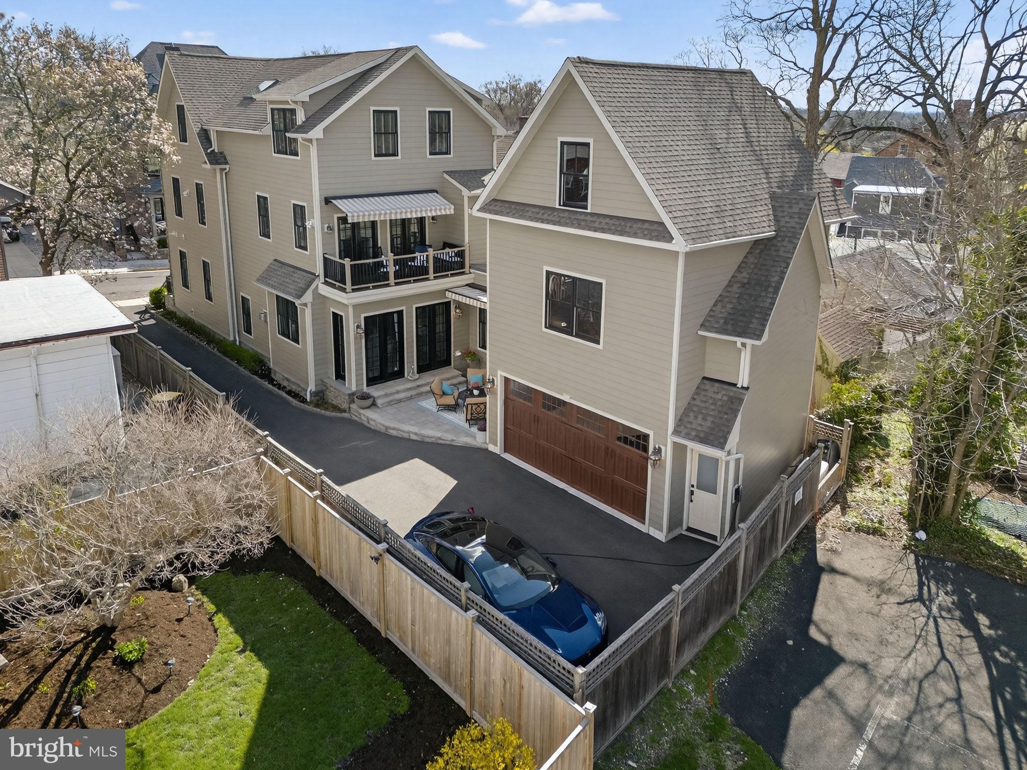 DOYLESTOWN BORO - Residential