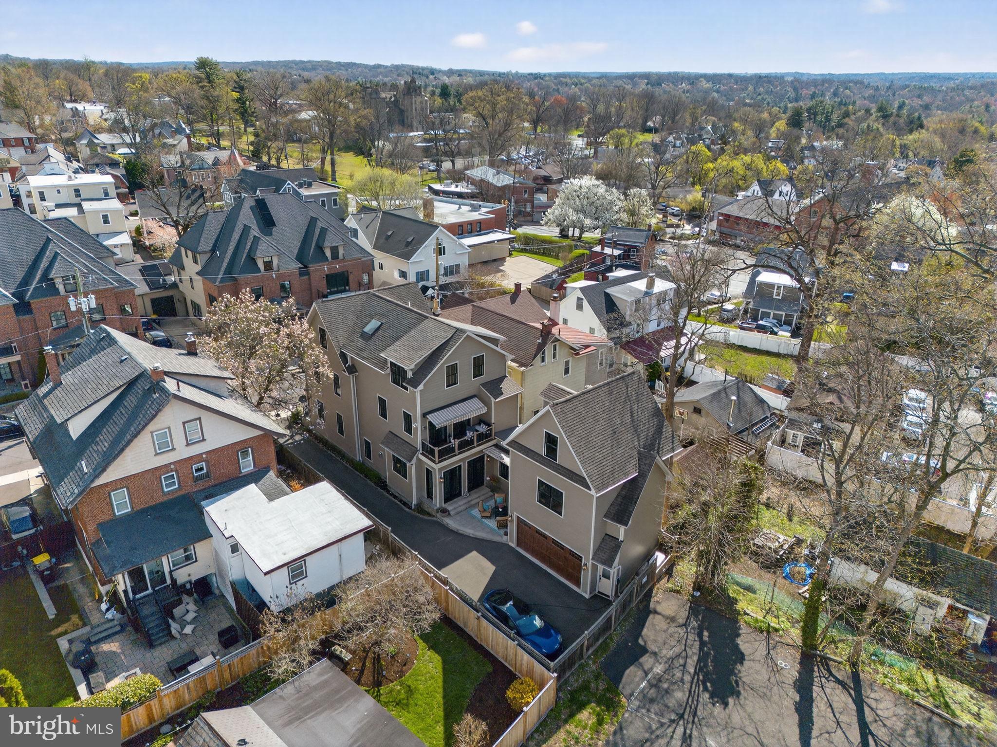 DOYLESTOWN BORO - Residential