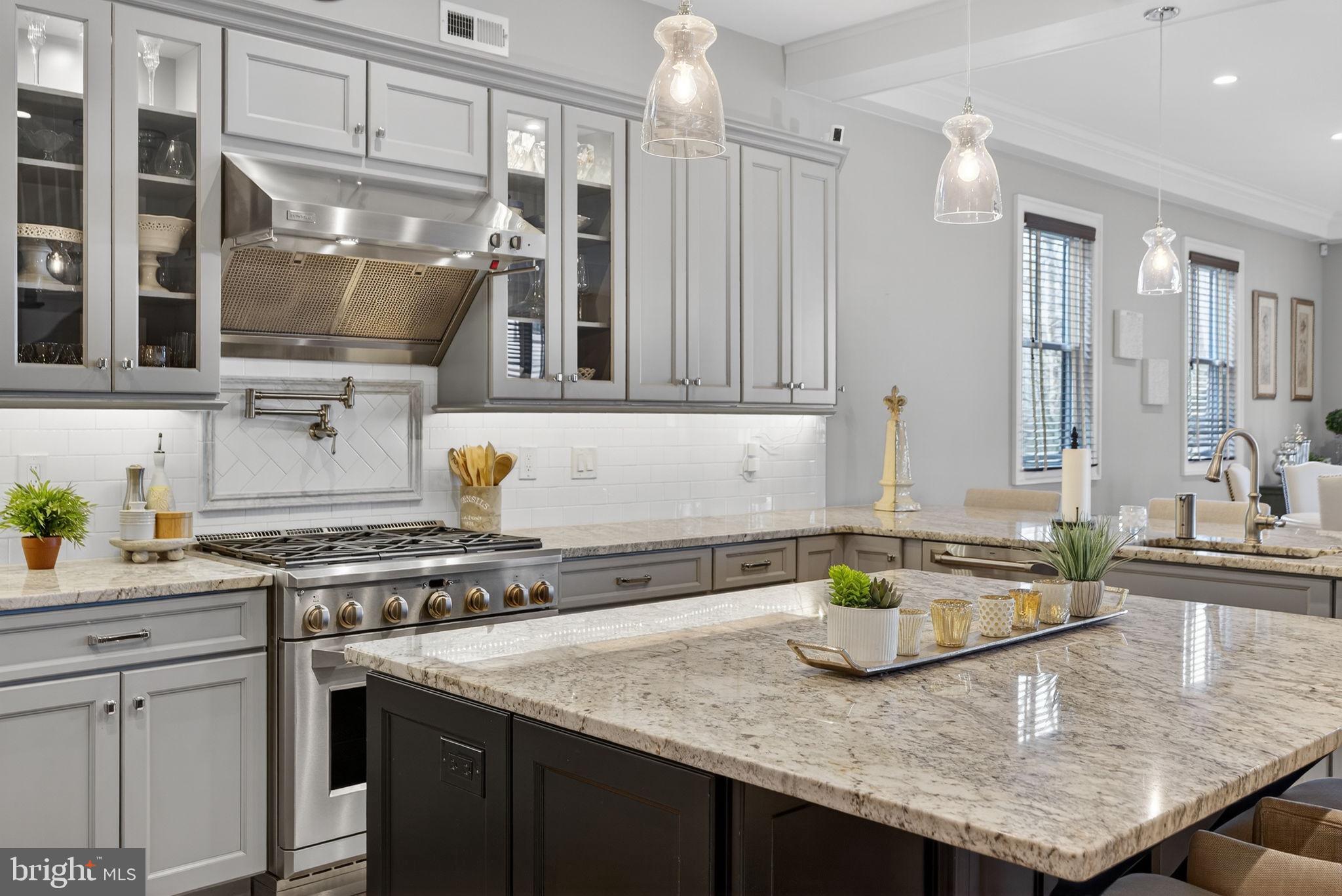 DOYLESTOWN BORO - Residential