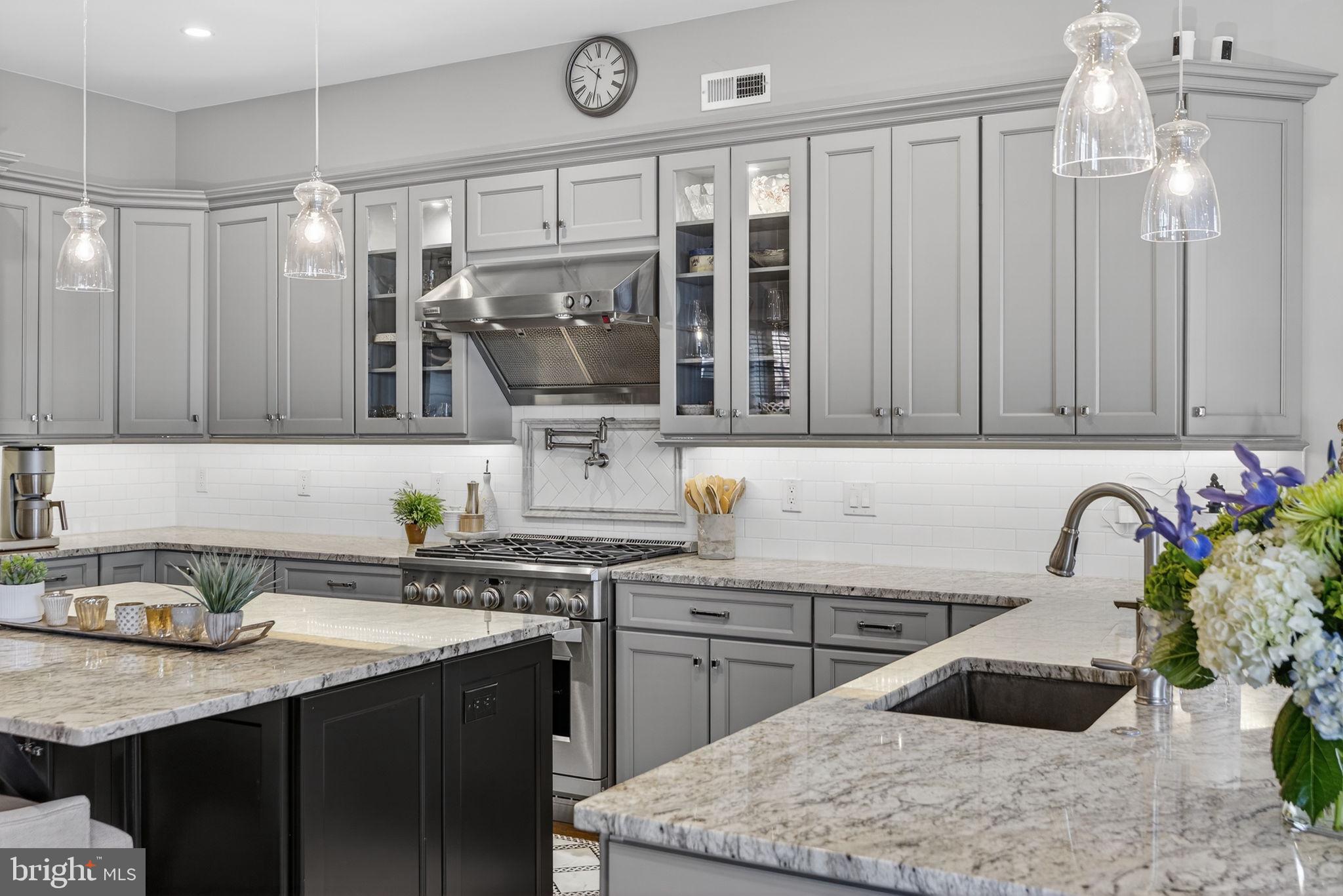 DOYLESTOWN BORO - Residential