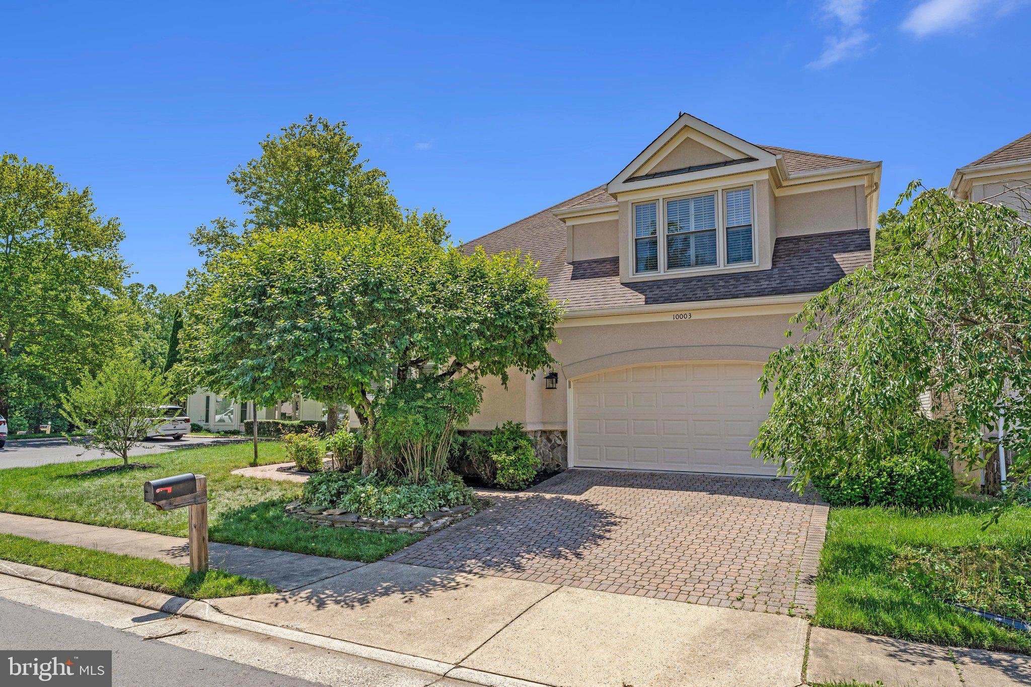 EDGEMOORE - Residential