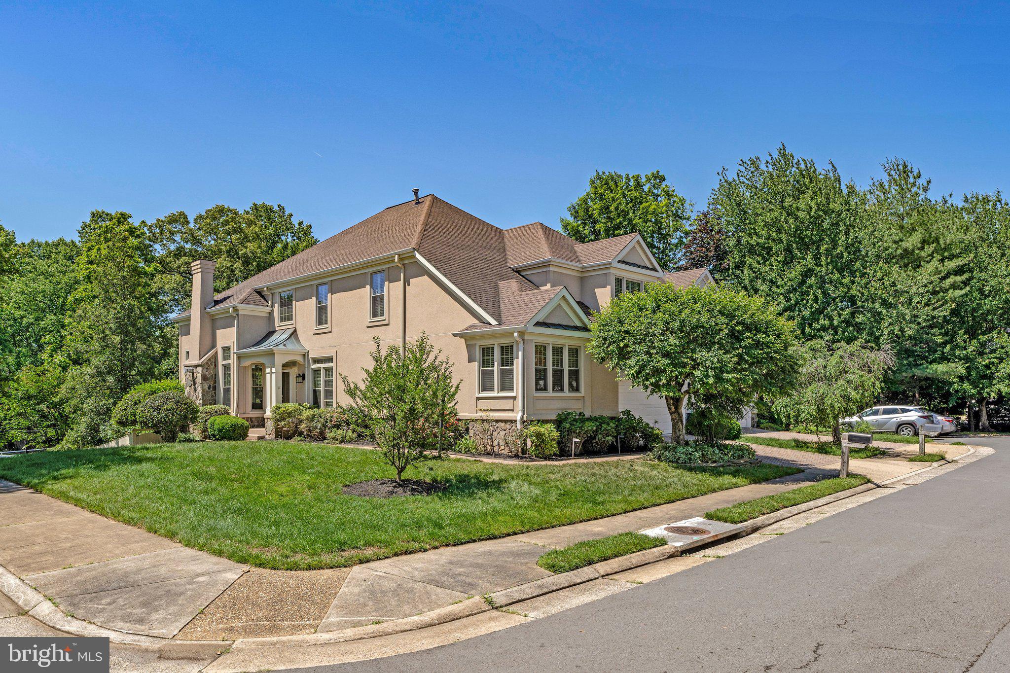 EDGEMOORE - Residential