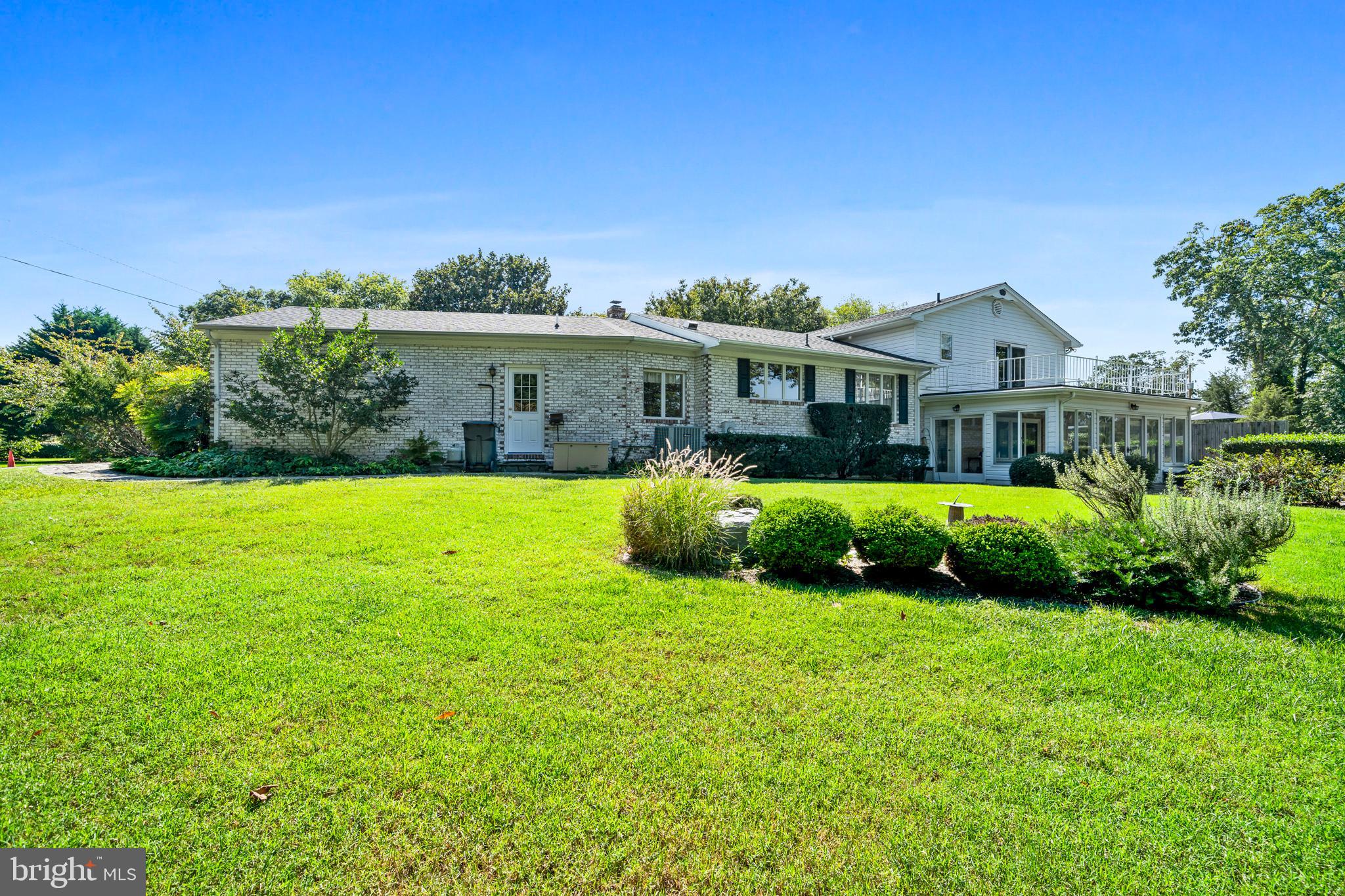 ESPERANZA FARMS - Residential