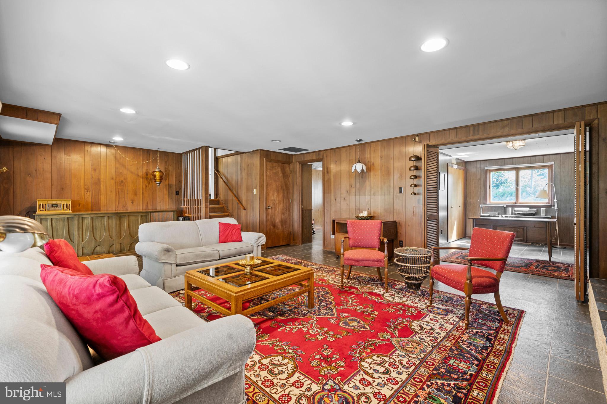 ESPERANZA FARMS - Residential