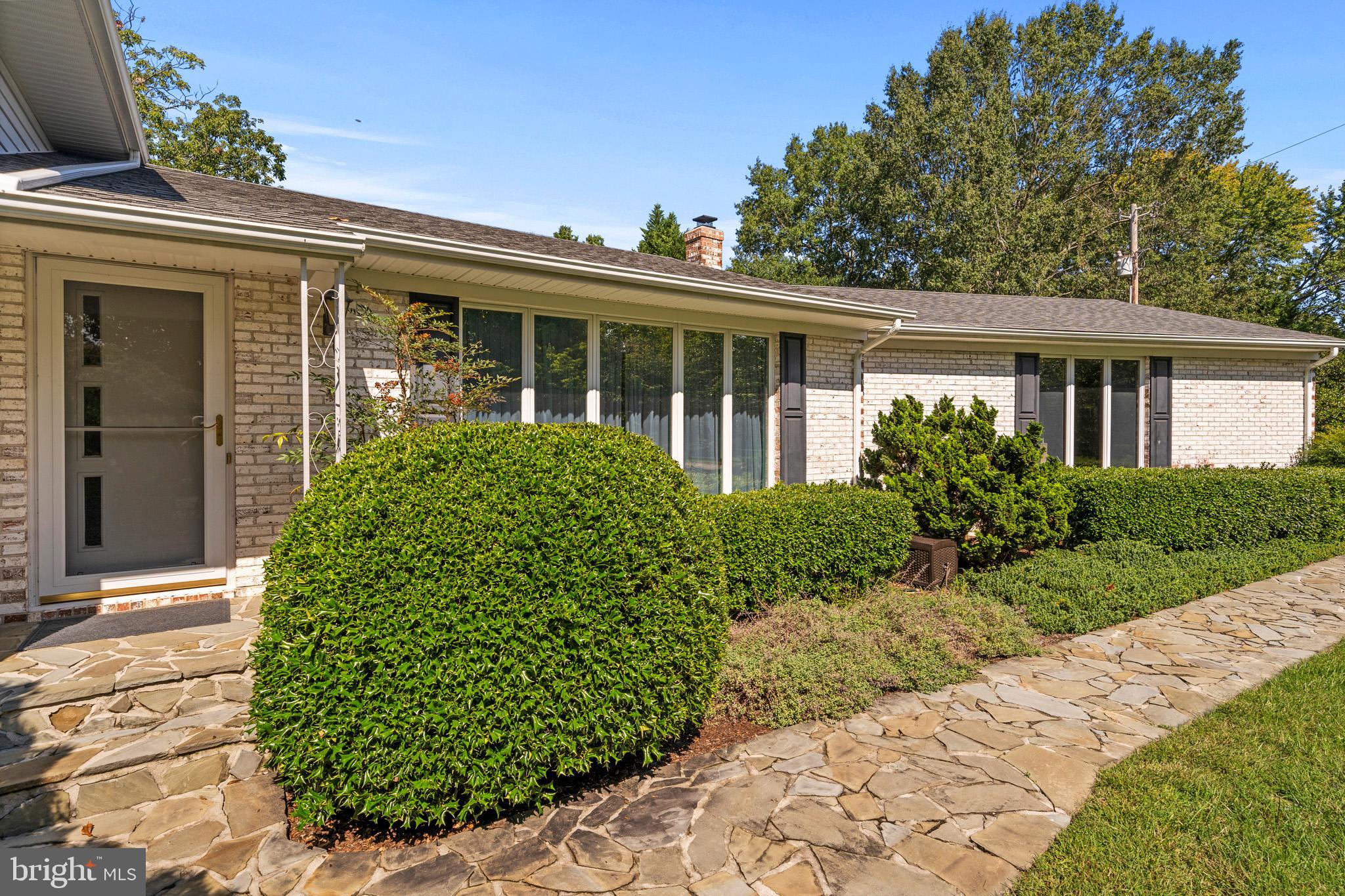 ESPERANZA FARMS - Residential