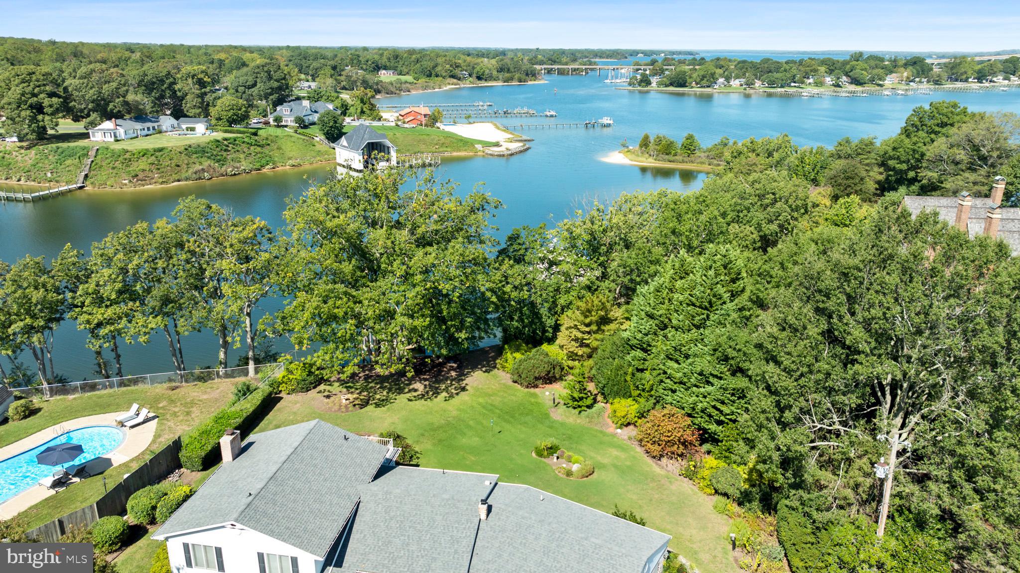 ESPERANZA FARMS - Residential