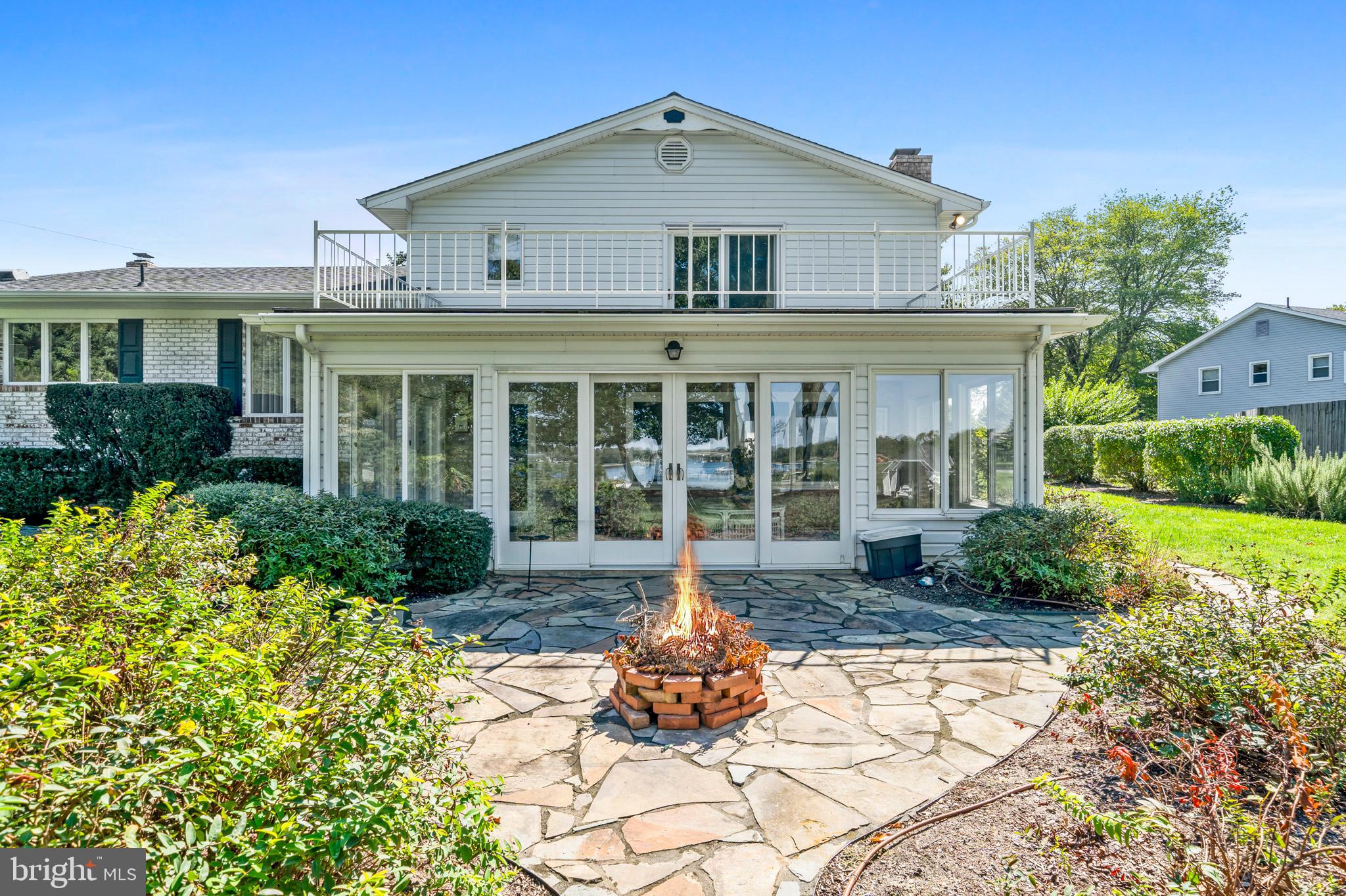 ESPERANZA FARMS - Residential