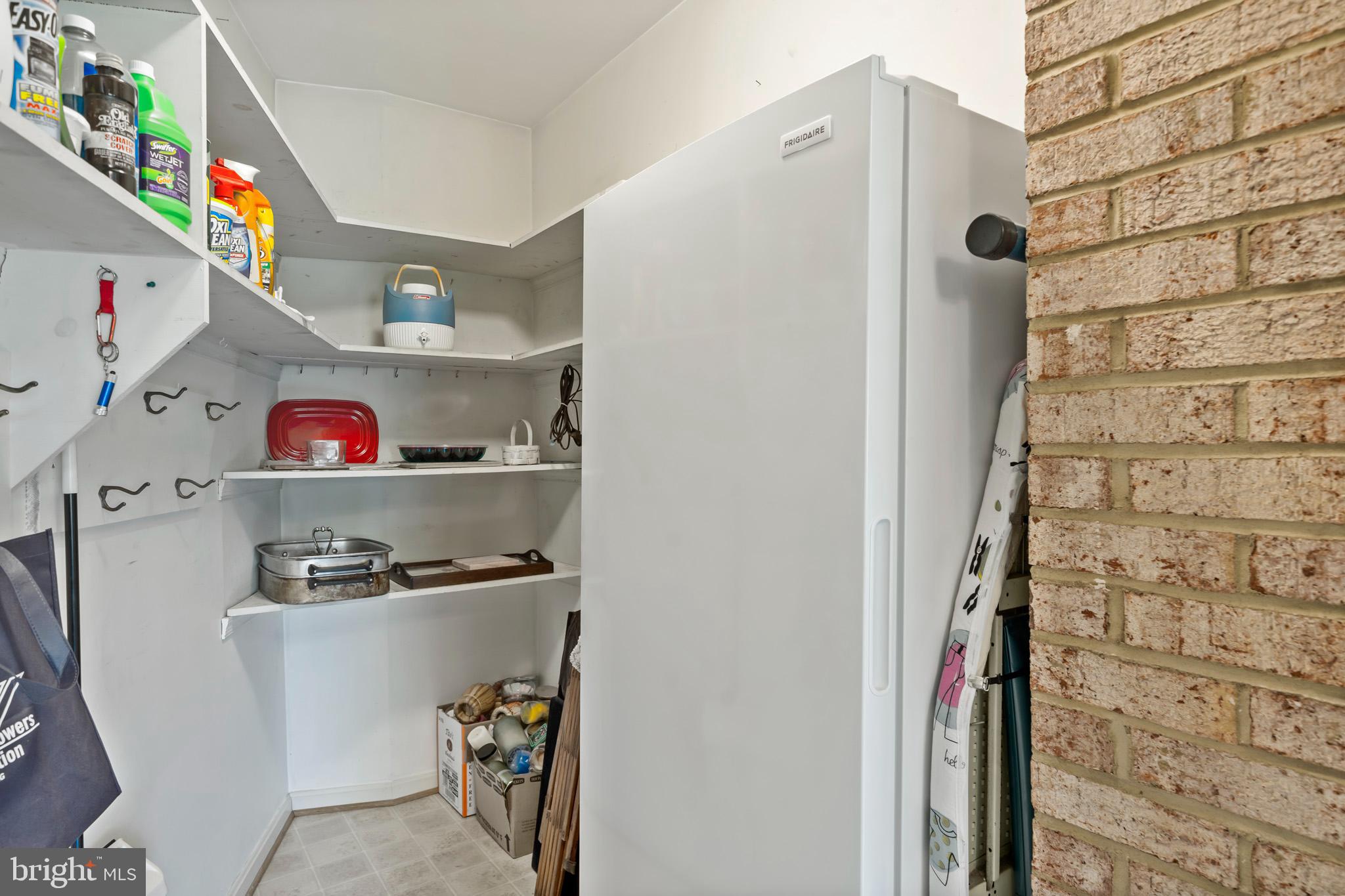 ESPERANZA FARMS - Residential