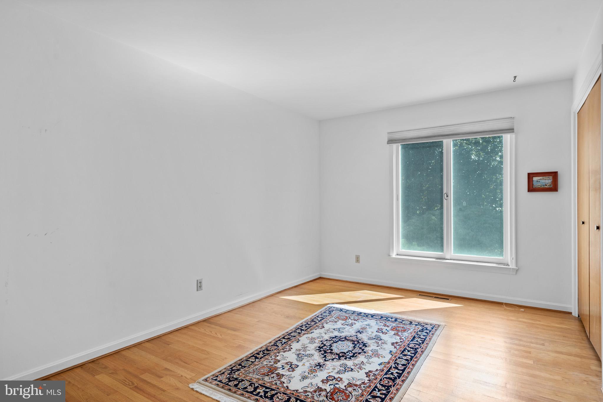 ESPERANZA FARMS - Residential