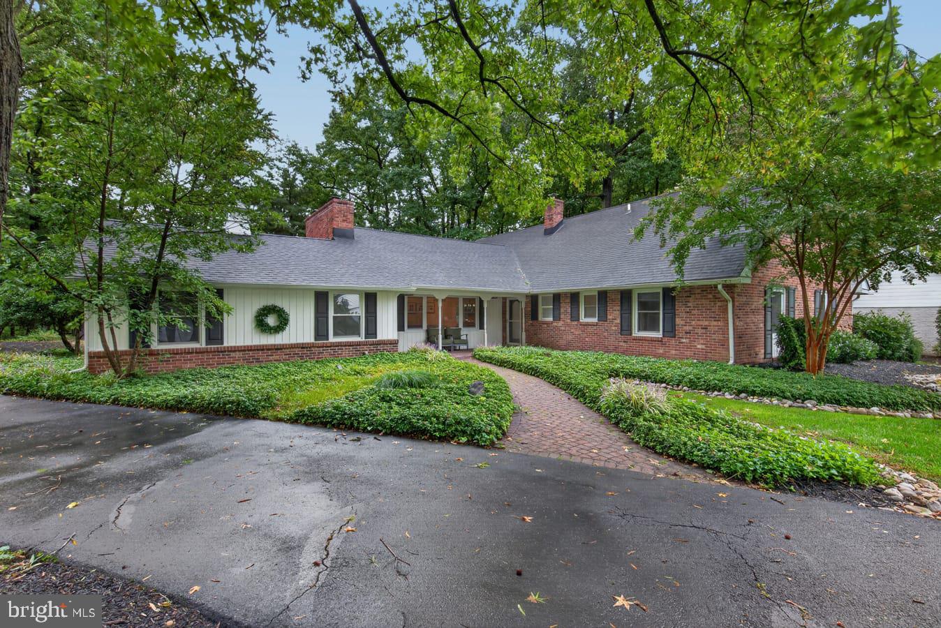 1024 WELDIN CIRCLE