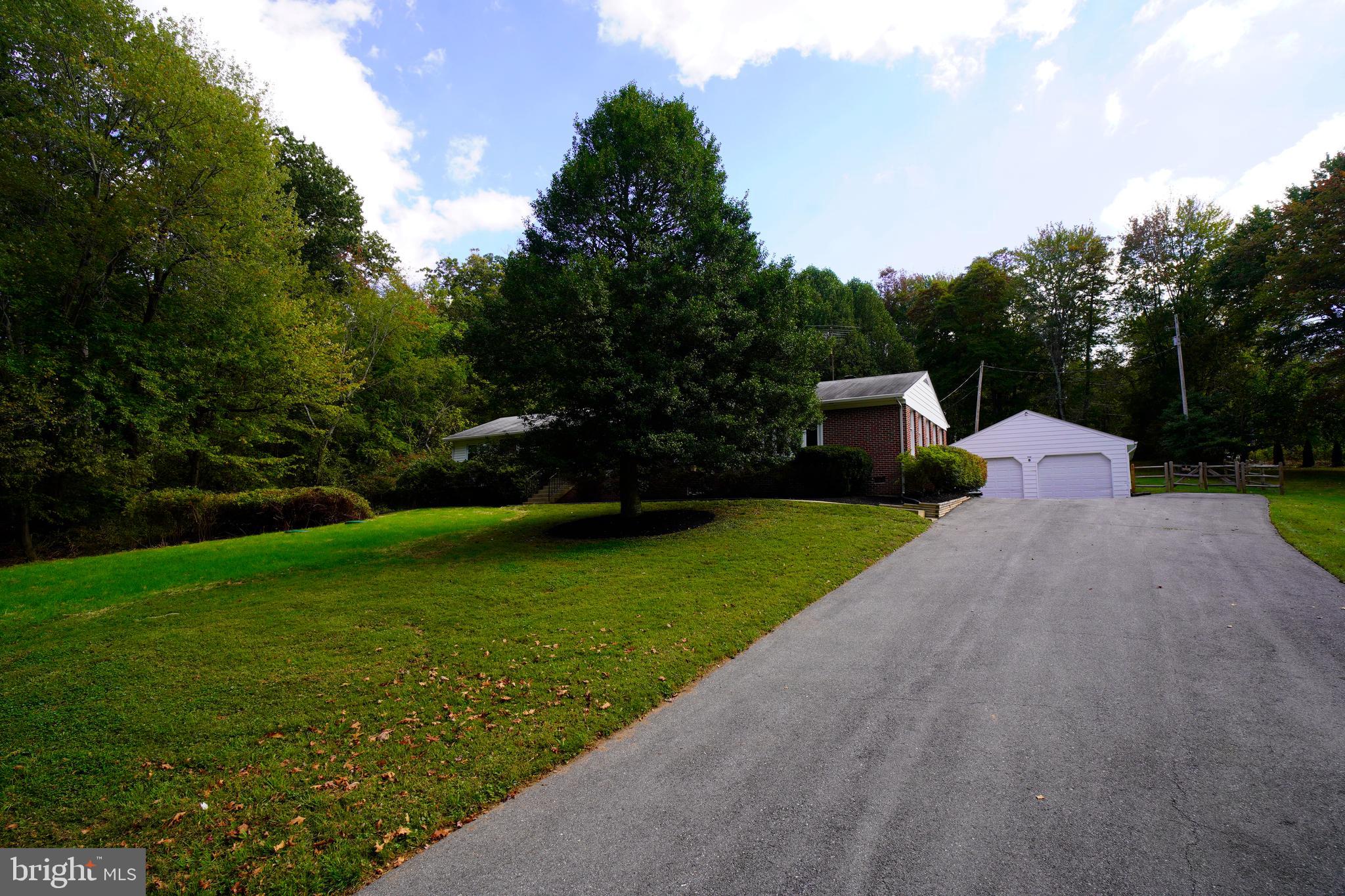 DAMASCUS OUTSIDE - Residential