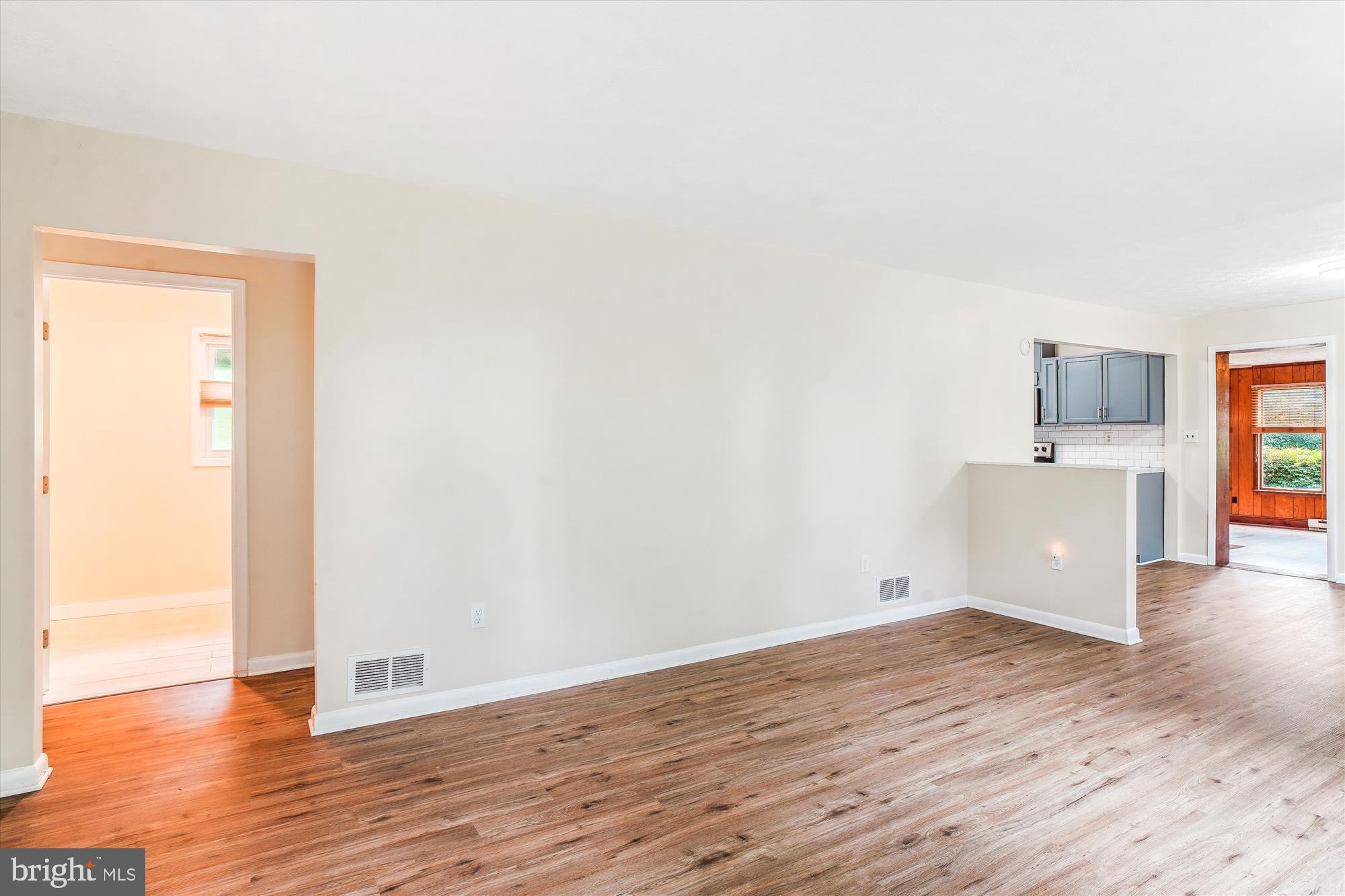 DAMASCUS OUTSIDE - Residential