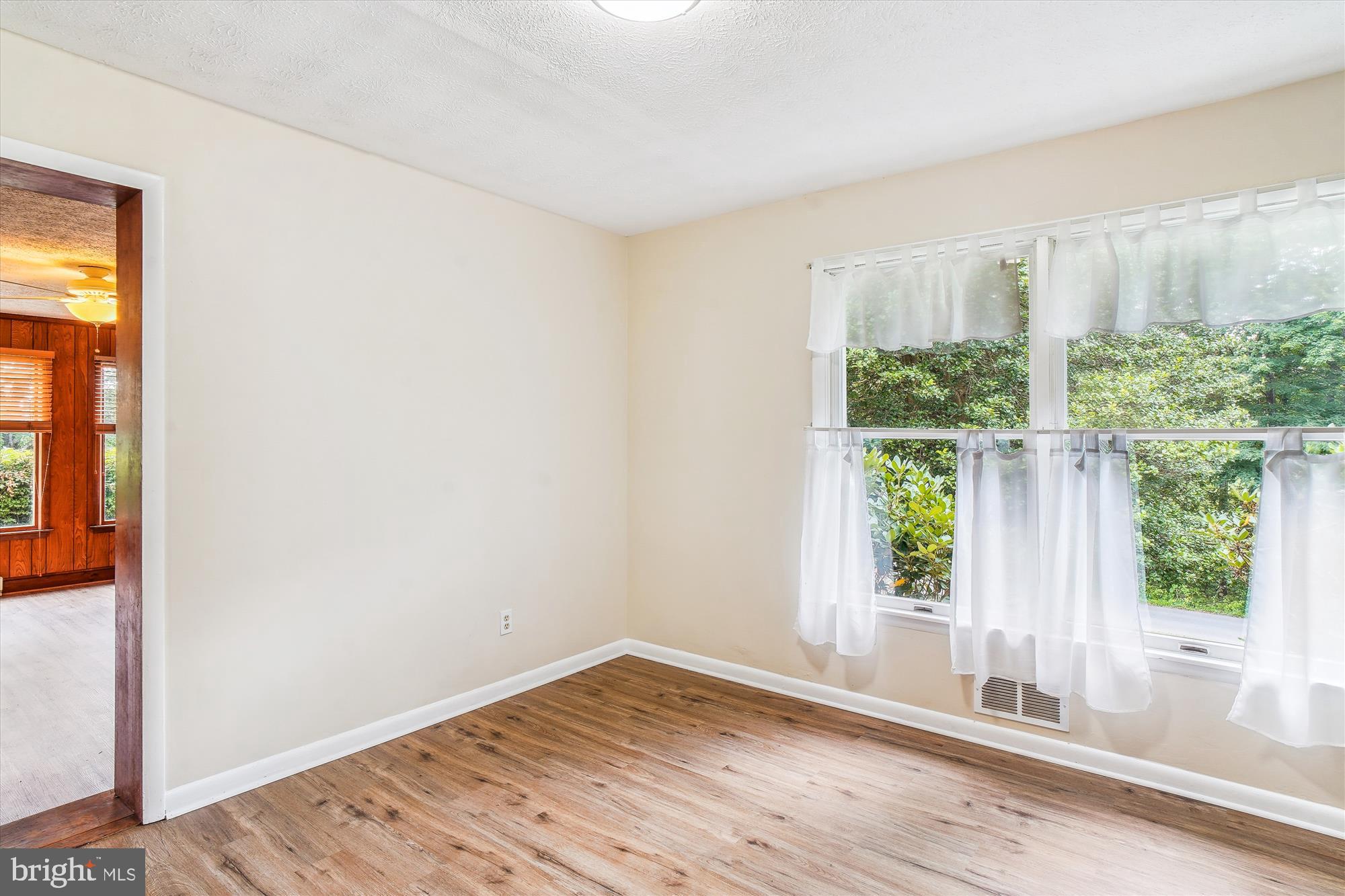 DAMASCUS OUTSIDE - Residential