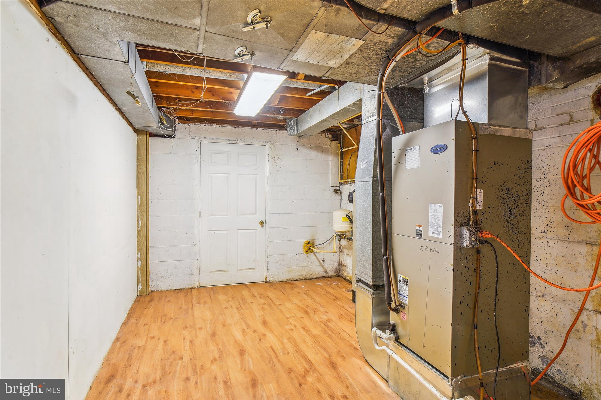 DAMASCUS OUTSIDE - Residential