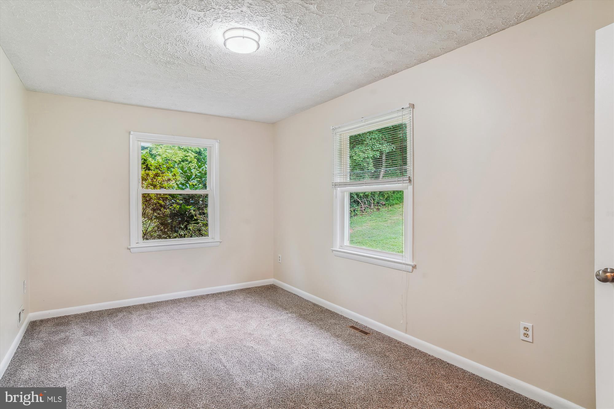 DAMASCUS OUTSIDE - Residential