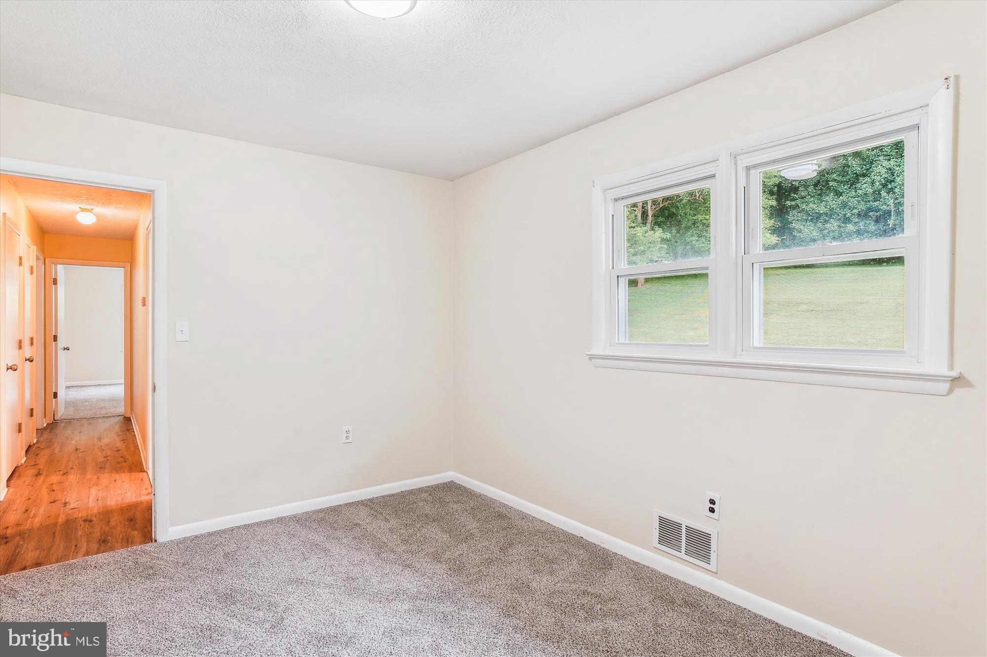 DAMASCUS OUTSIDE - Residential