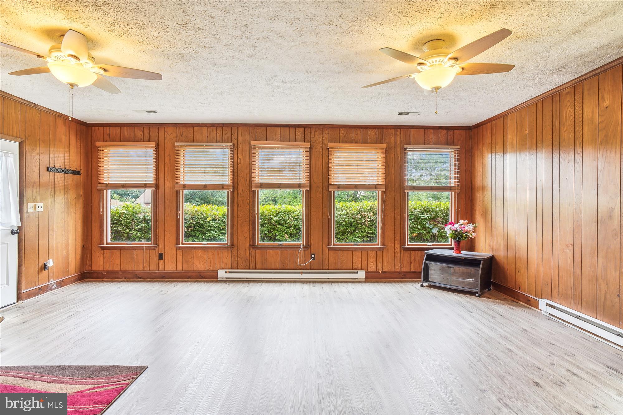 DAMASCUS OUTSIDE - Residential