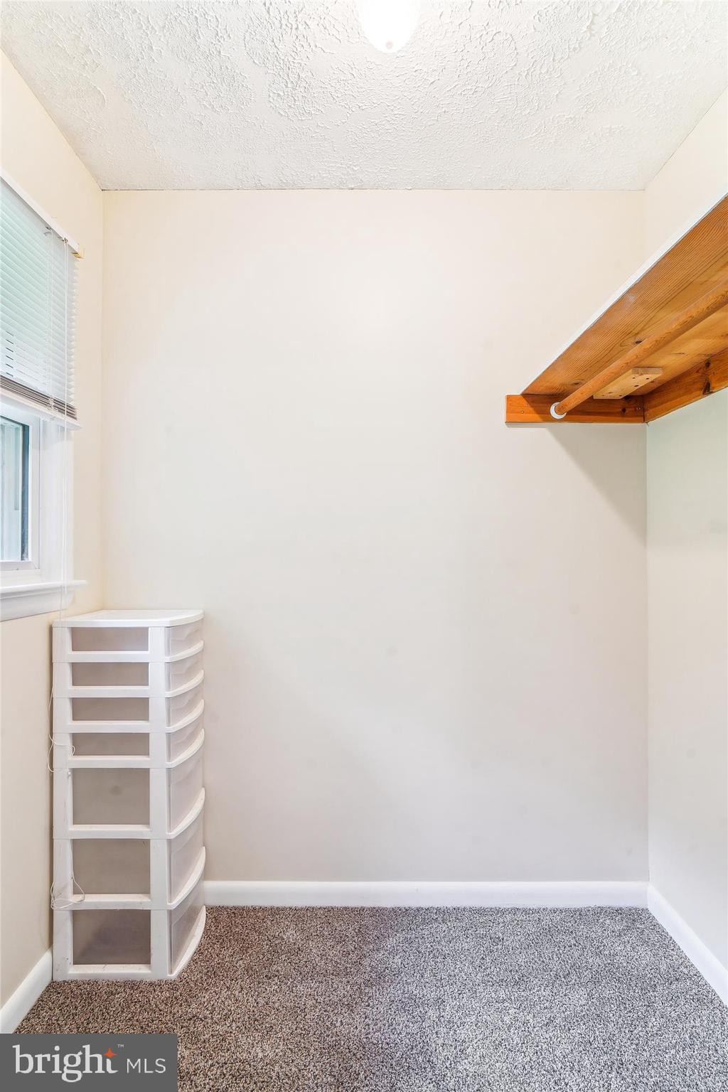 DAMASCUS OUTSIDE - Residential