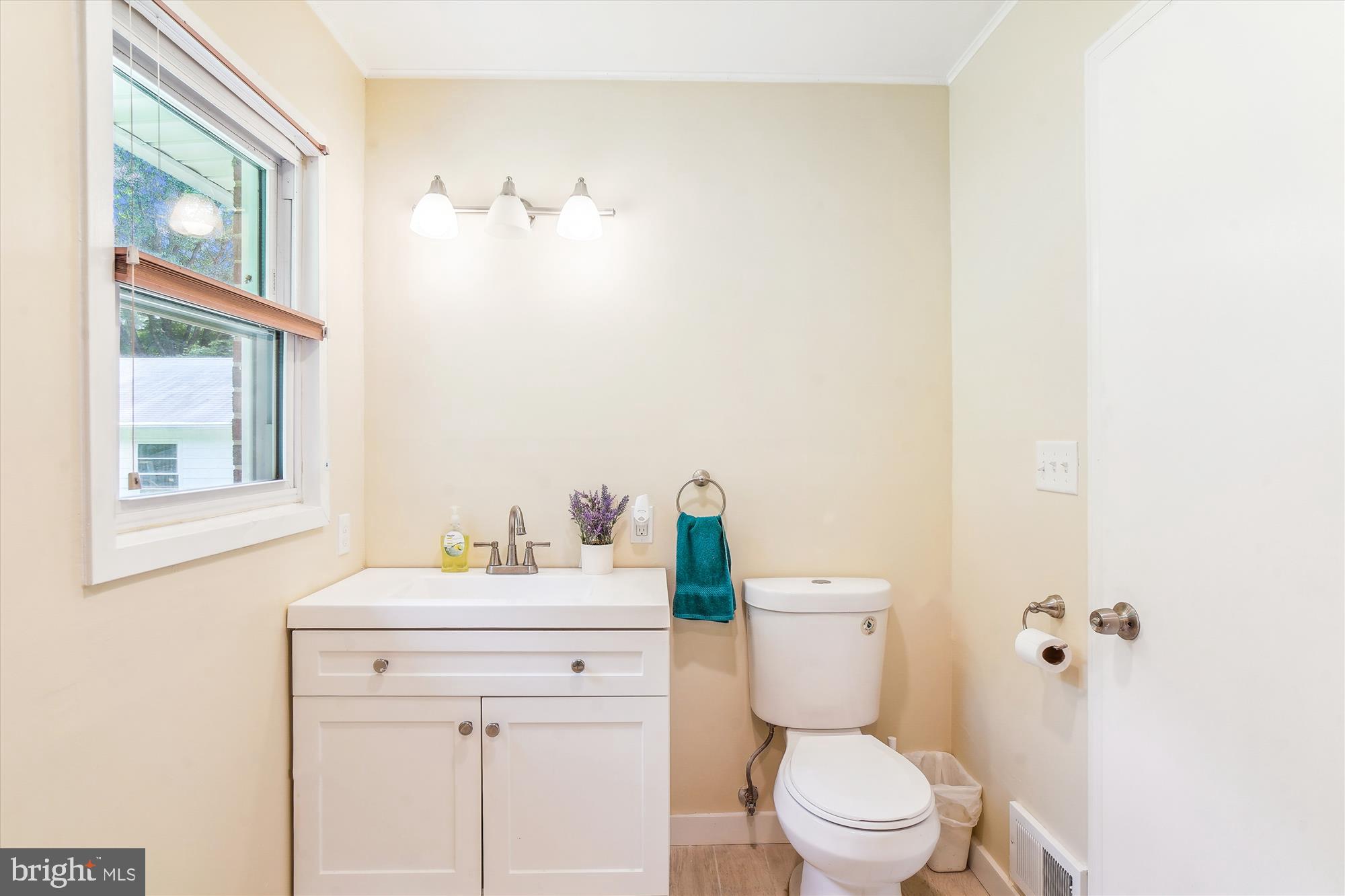 DAMASCUS OUTSIDE - Residential