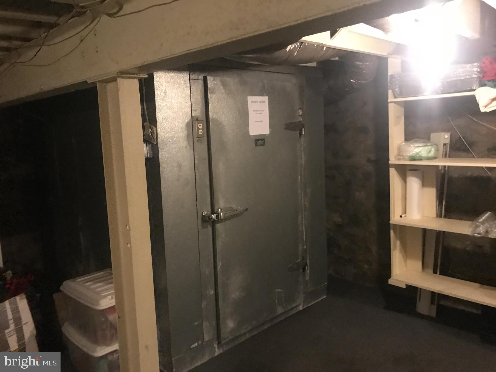 CHURCH MANOR - Commercial Sale