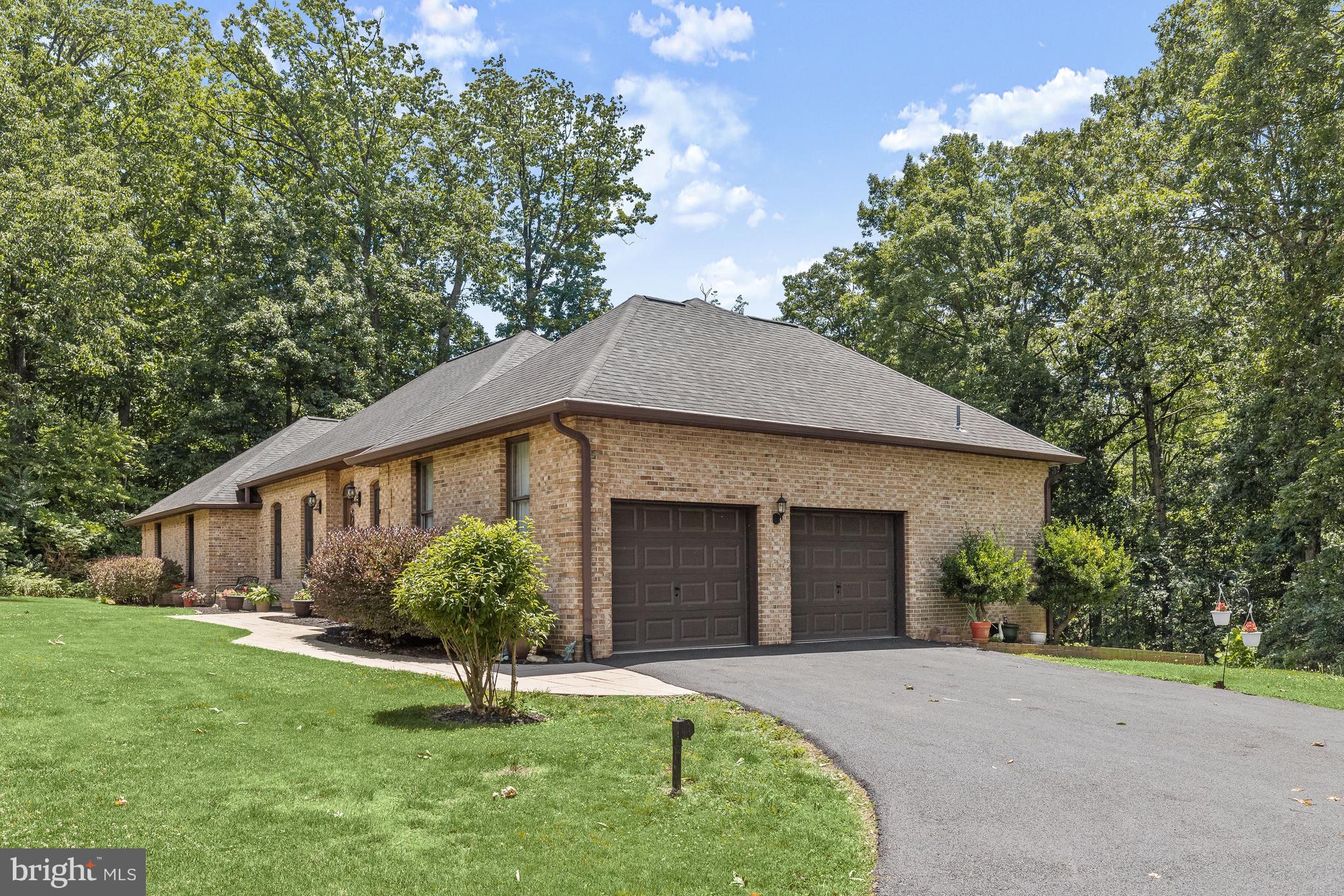 BRANDON MANOR - Residential