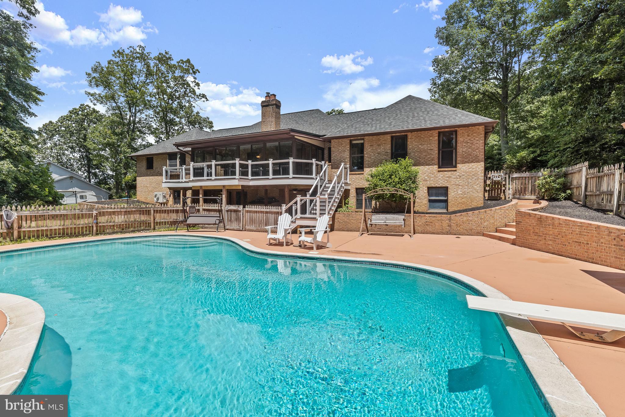 BRANDON MANOR - Residential