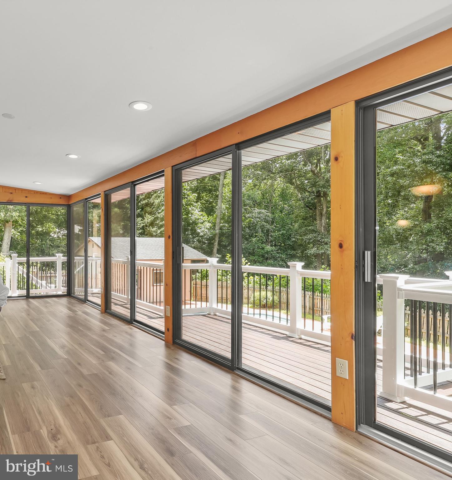 BRANDON MANOR - Residential