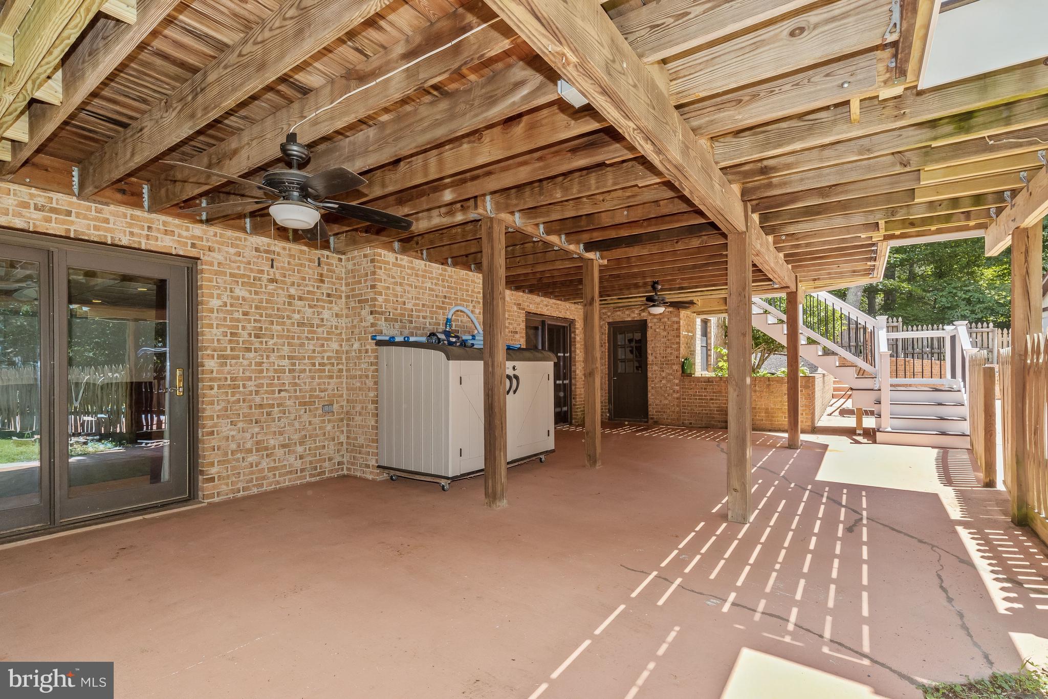 BRANDON MANOR - Residential