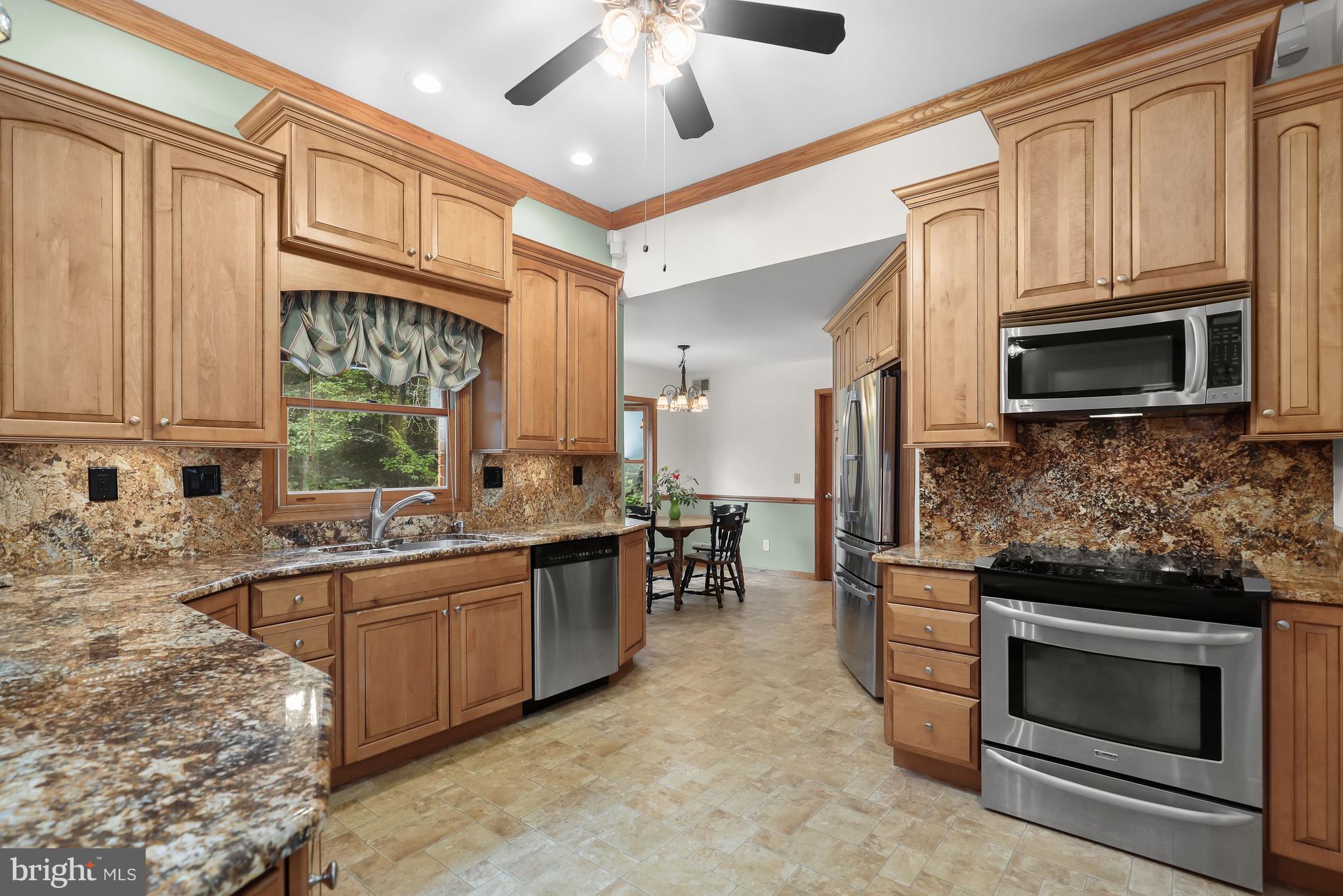 BRANDON MANOR - Residential