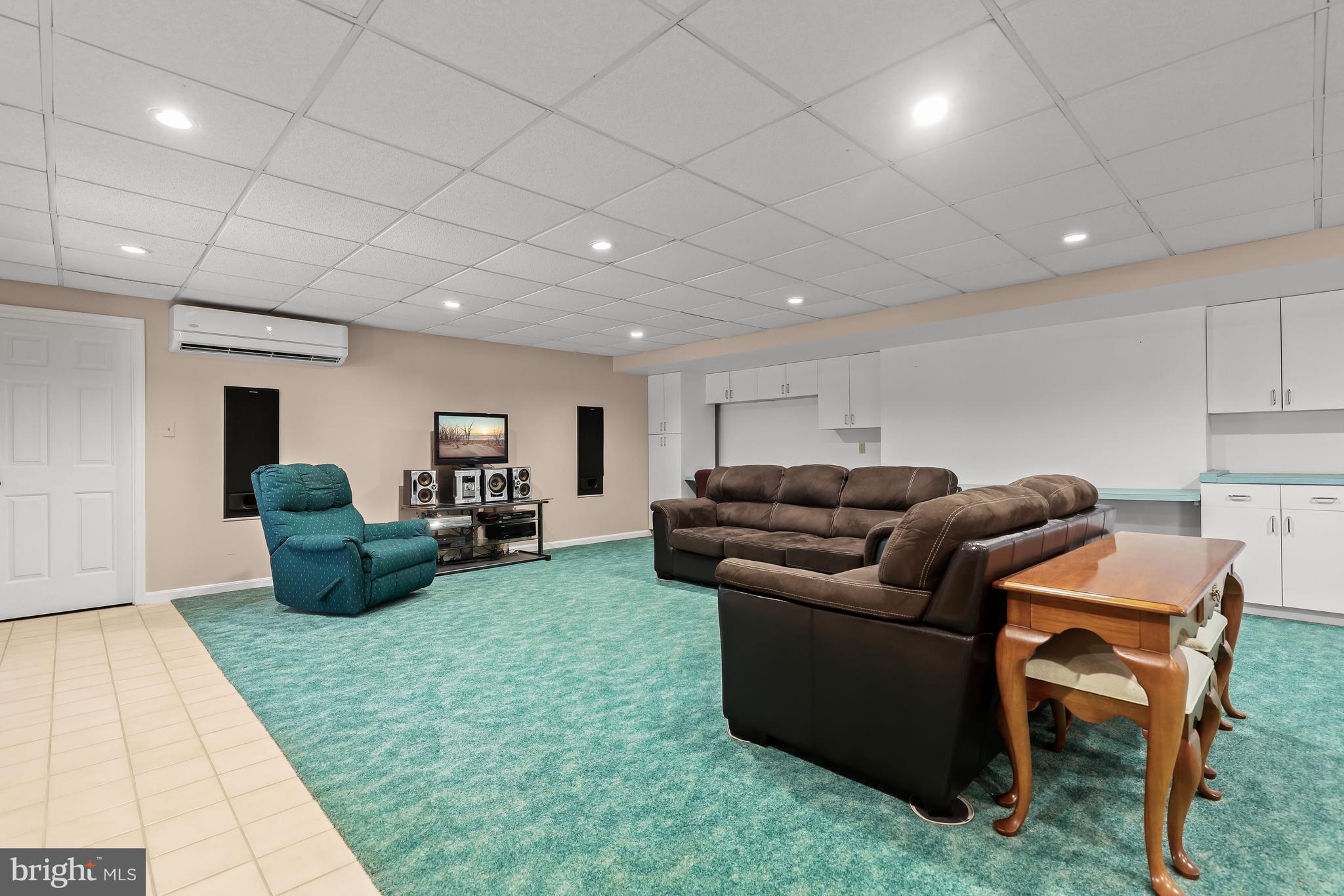 BRANDON MANOR - Residential