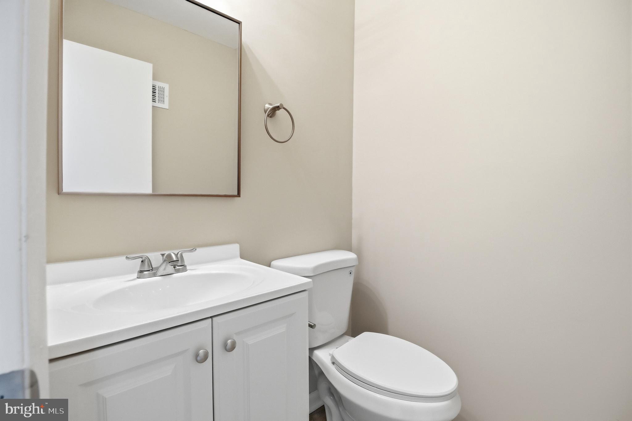 OUTLOOK CONDOMINIUMS - Residential