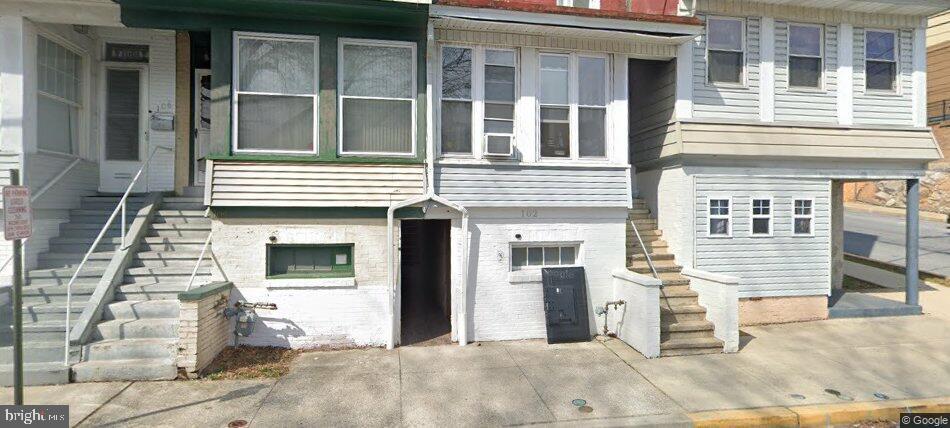 102 YARNELL STREET