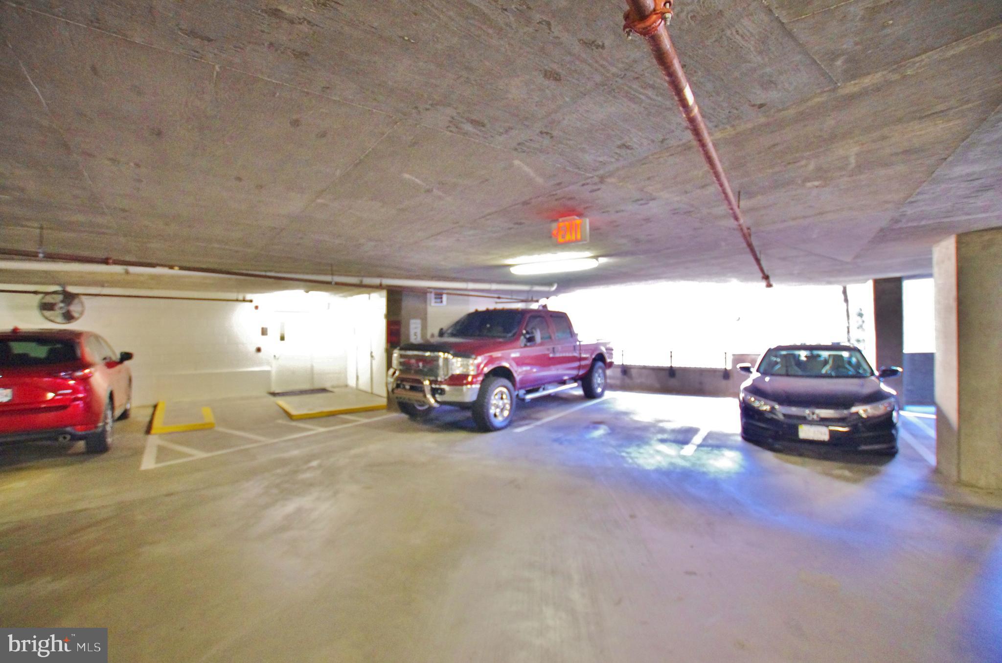 MIDTOWN ALEXANDRIA STATION CONDOMINIUM - Residential Lease