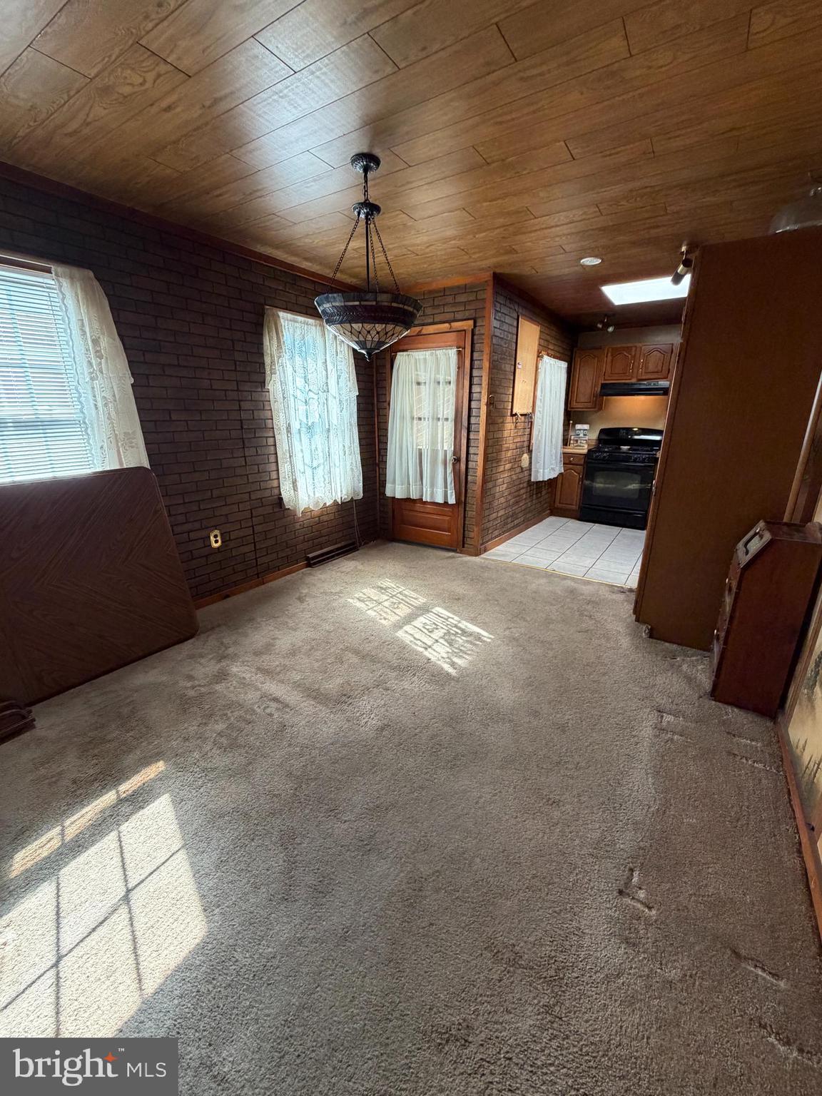 MILLMONT - Residential