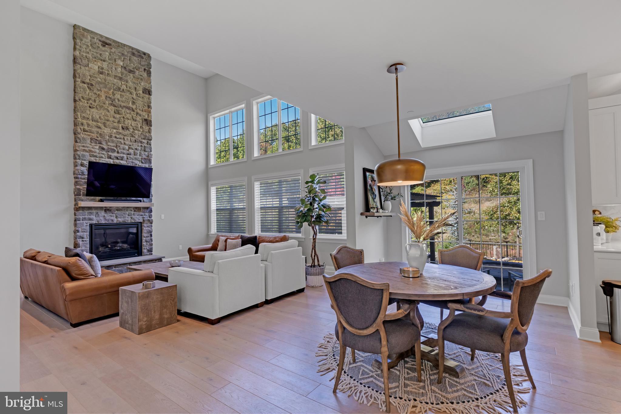 WOODLANDS AT WARWICK - Residential