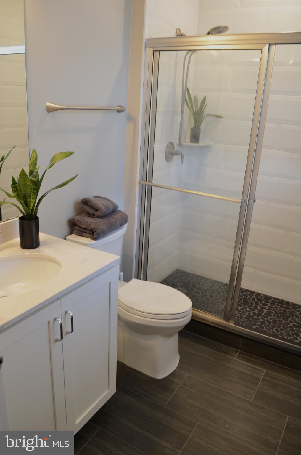 WOODLANDS AT WARWICK - Residential