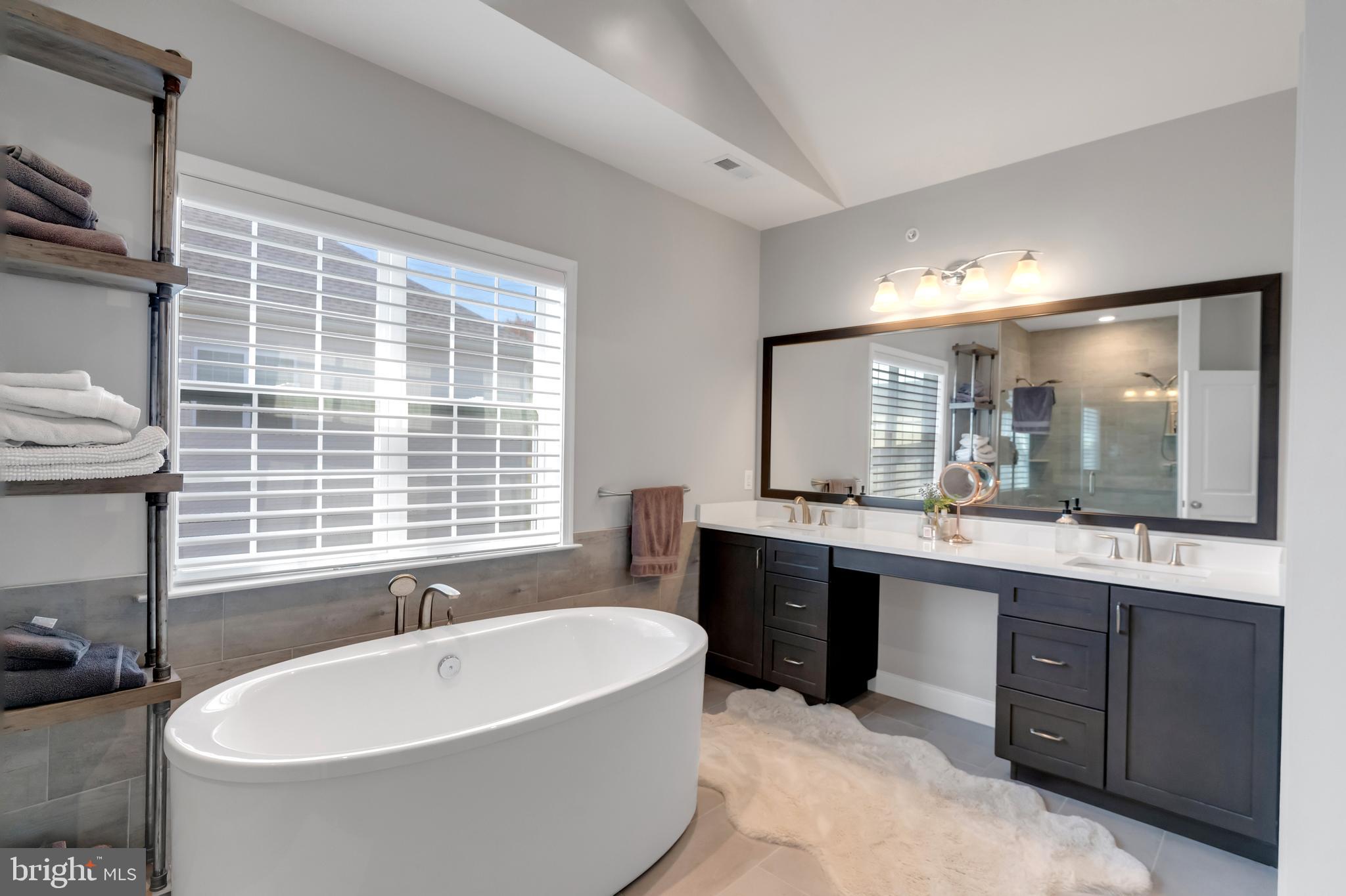 WOODLANDS AT WARWICK - Residential