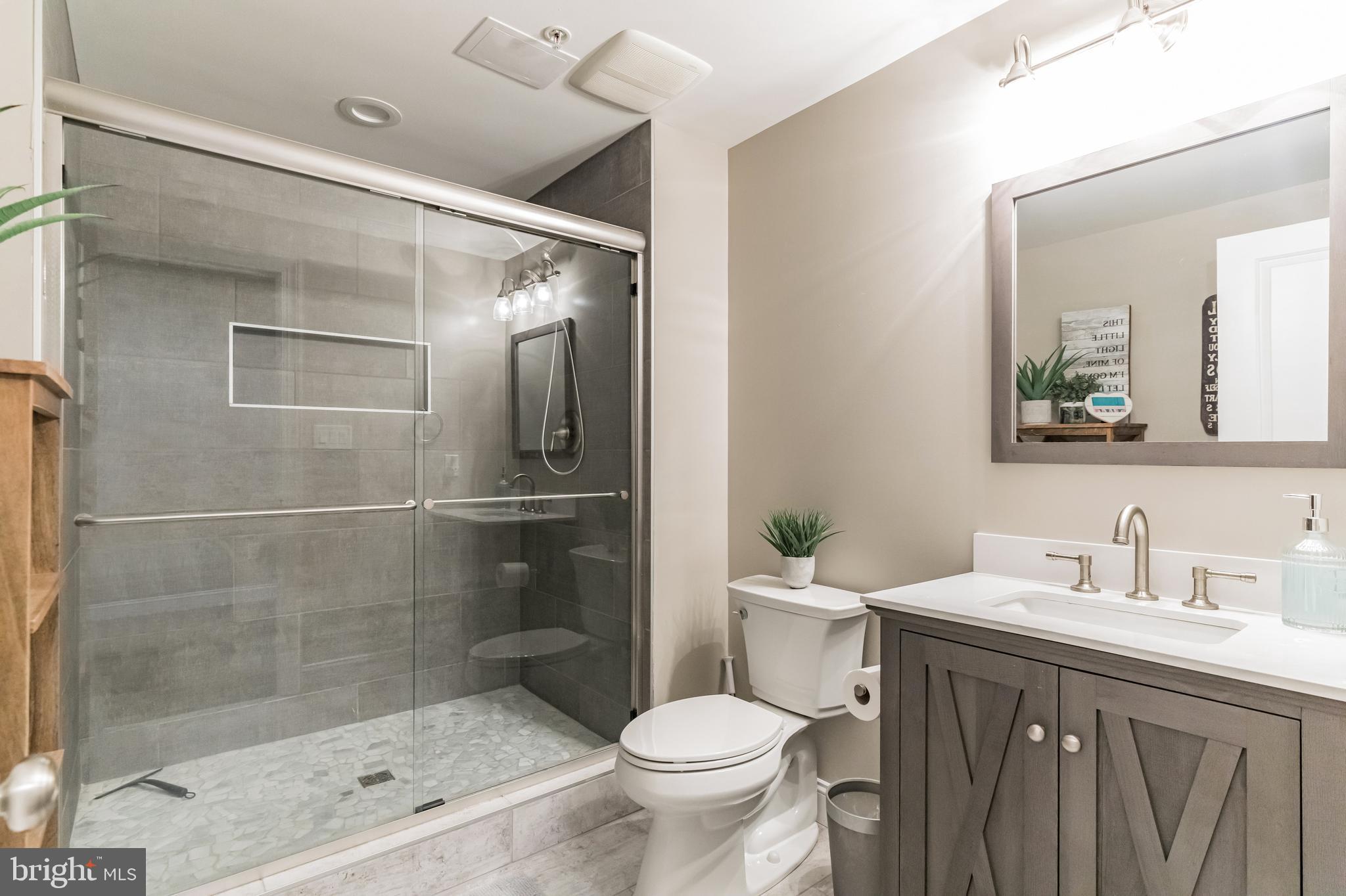 WOODLANDS AT WARWICK - Residential