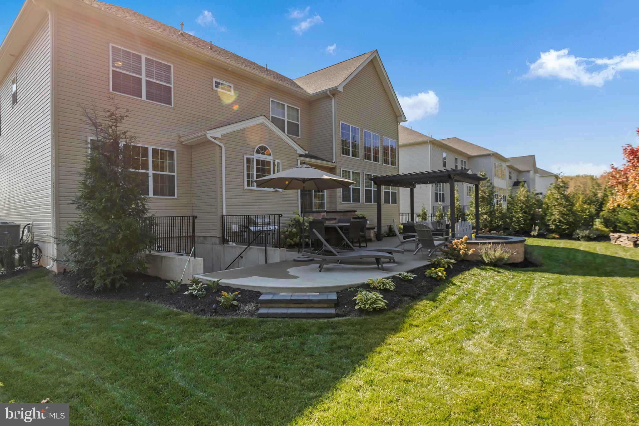 WOODLANDS AT WARWICK - Residential