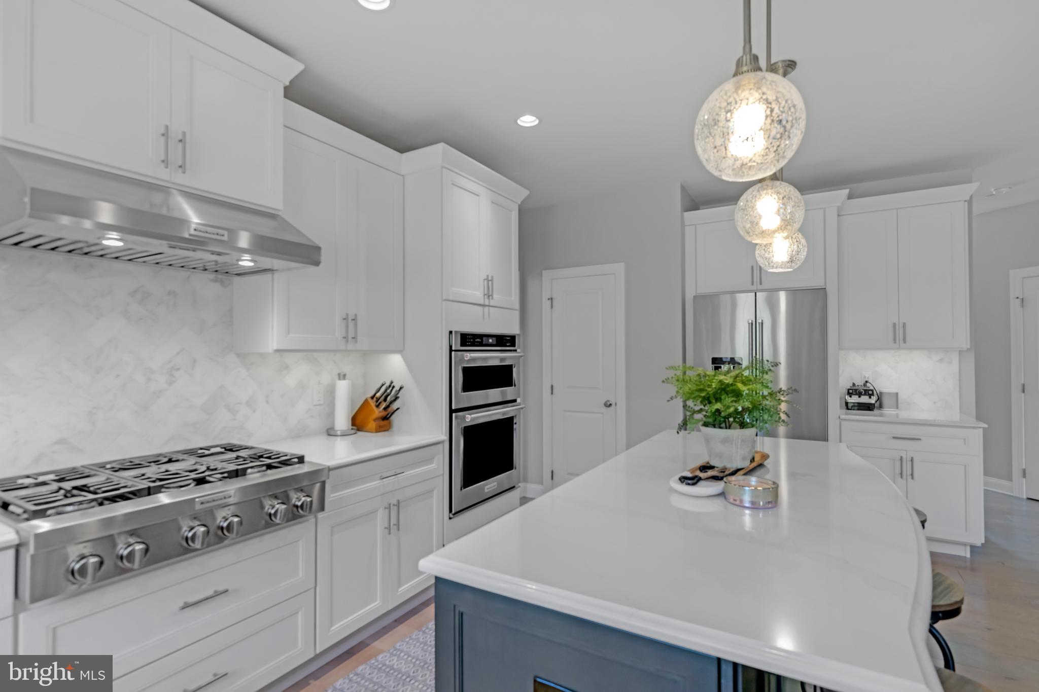 WOODLANDS AT WARWICK - Residential