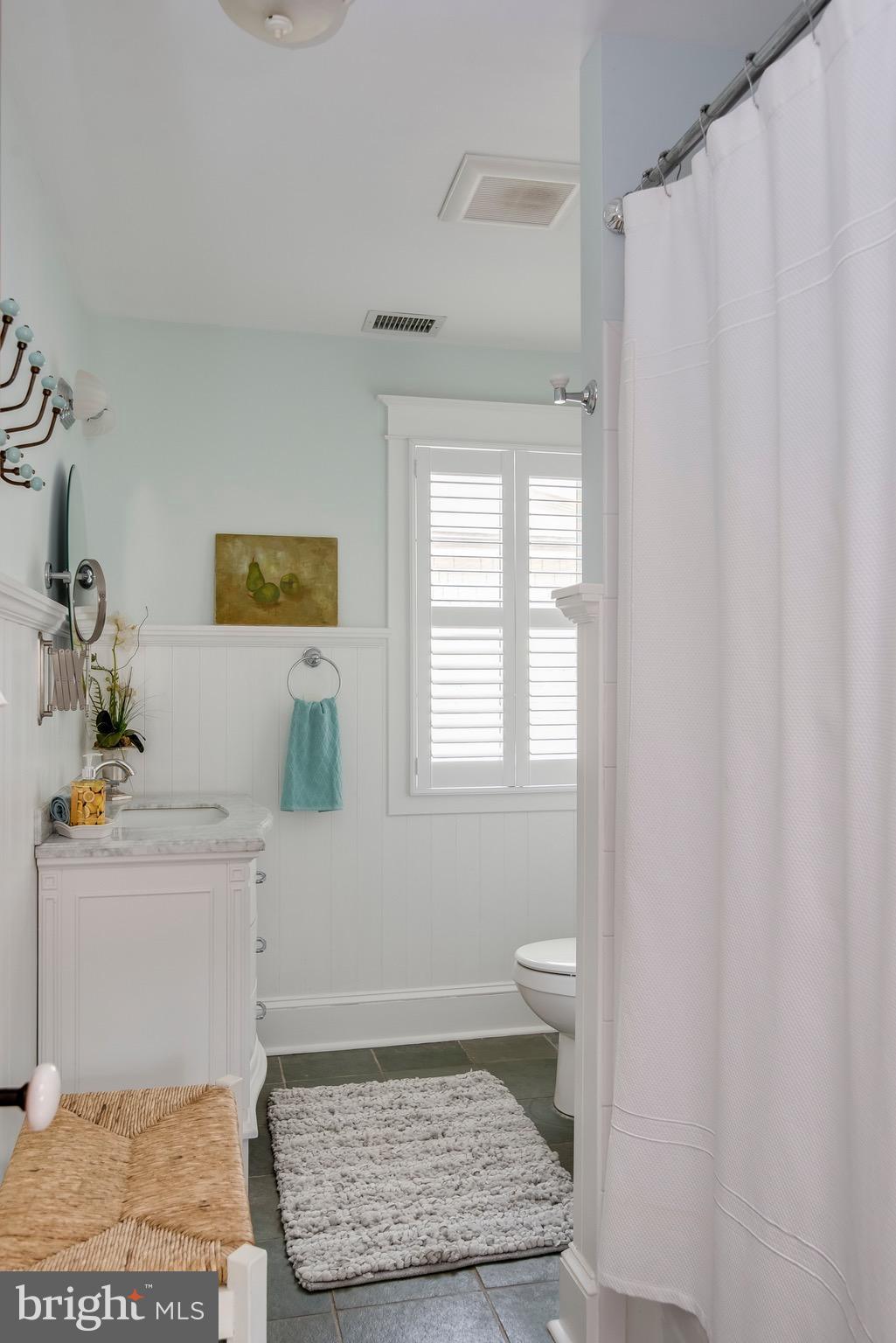 MURRAY HILL - Residential