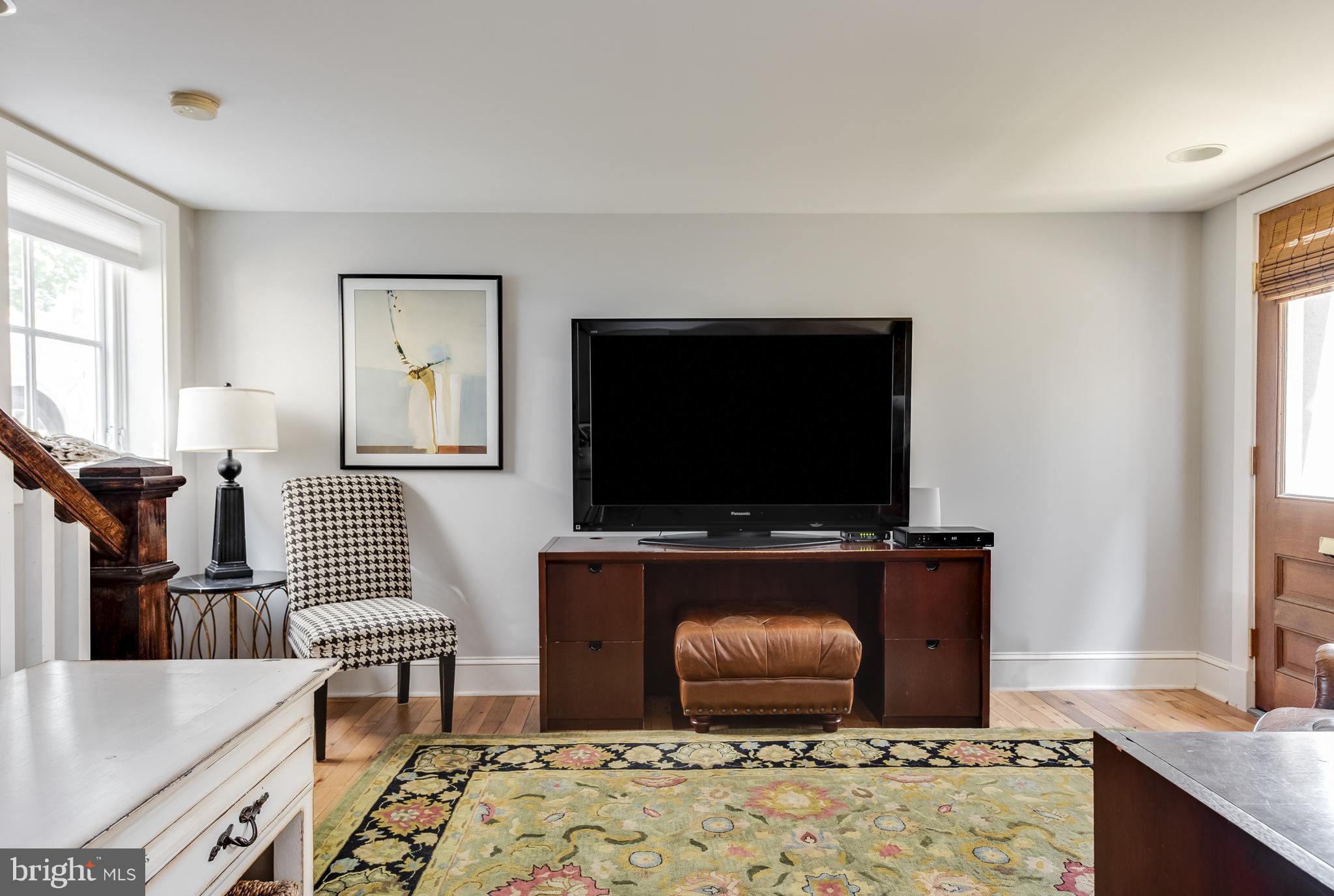 MURRAY HILL - Residential