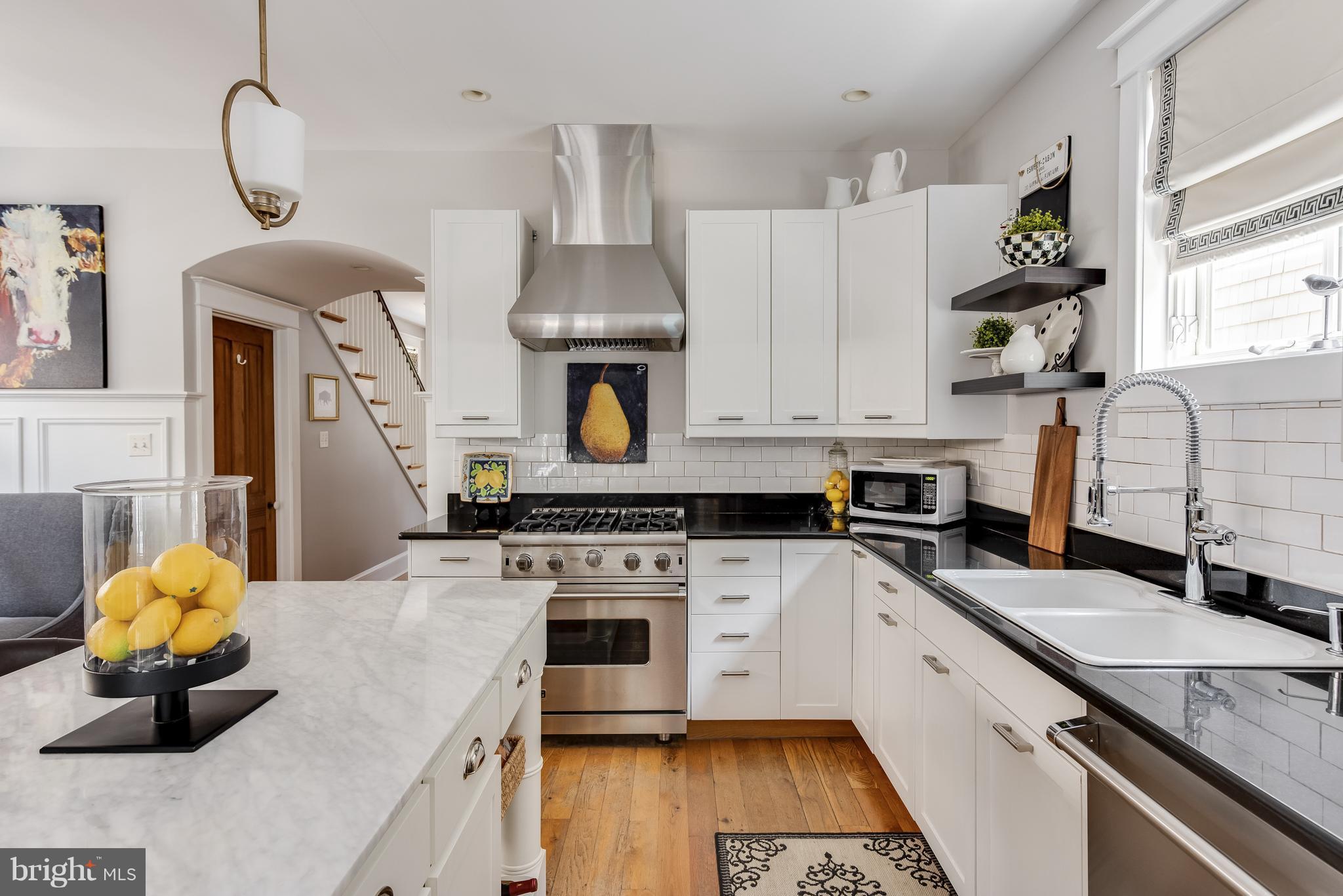 MURRAY HILL - Residential