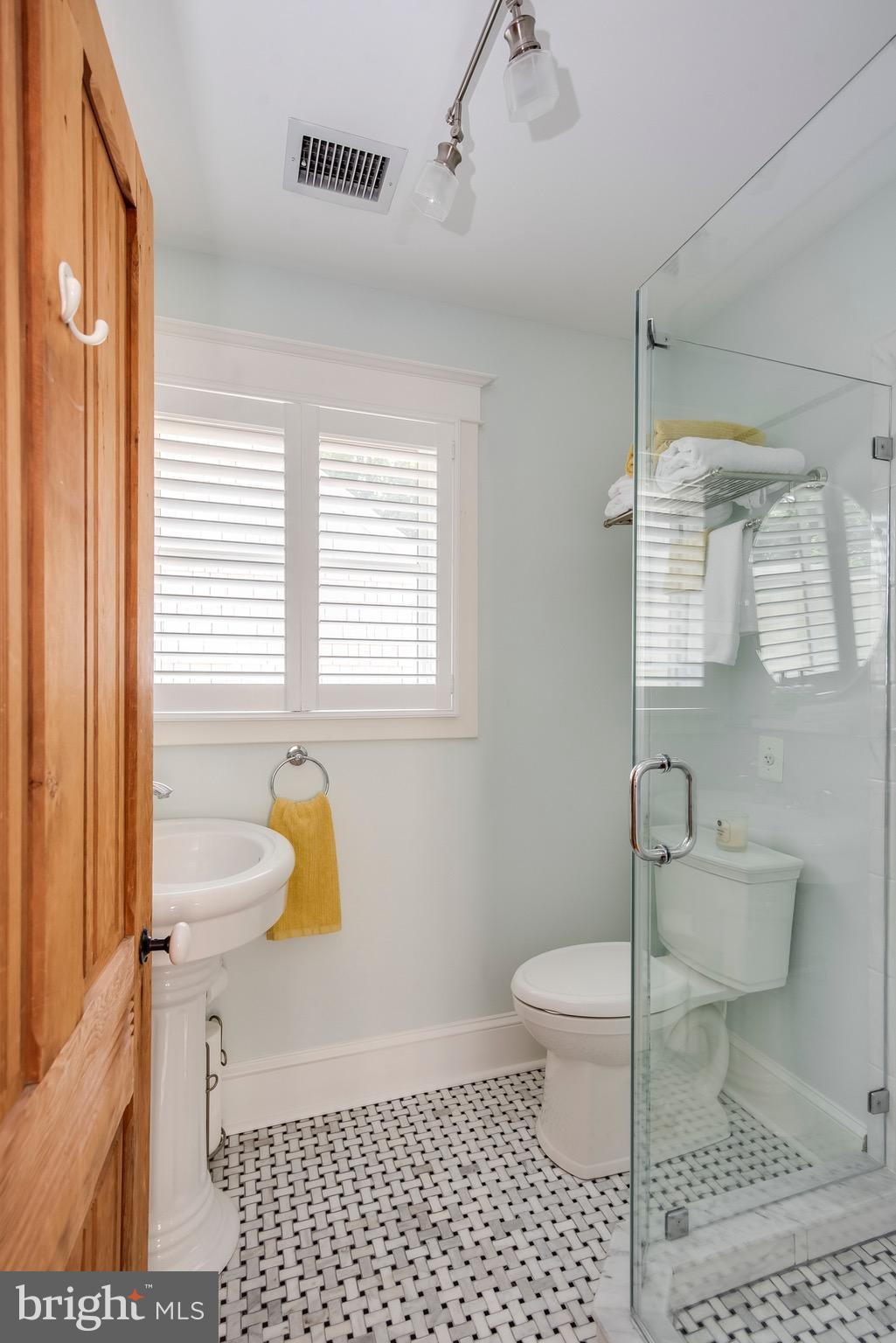 MURRAY HILL - Residential