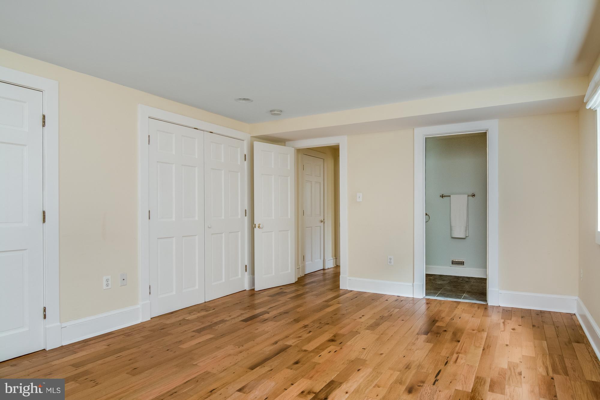 MURRAY HILL - Residential